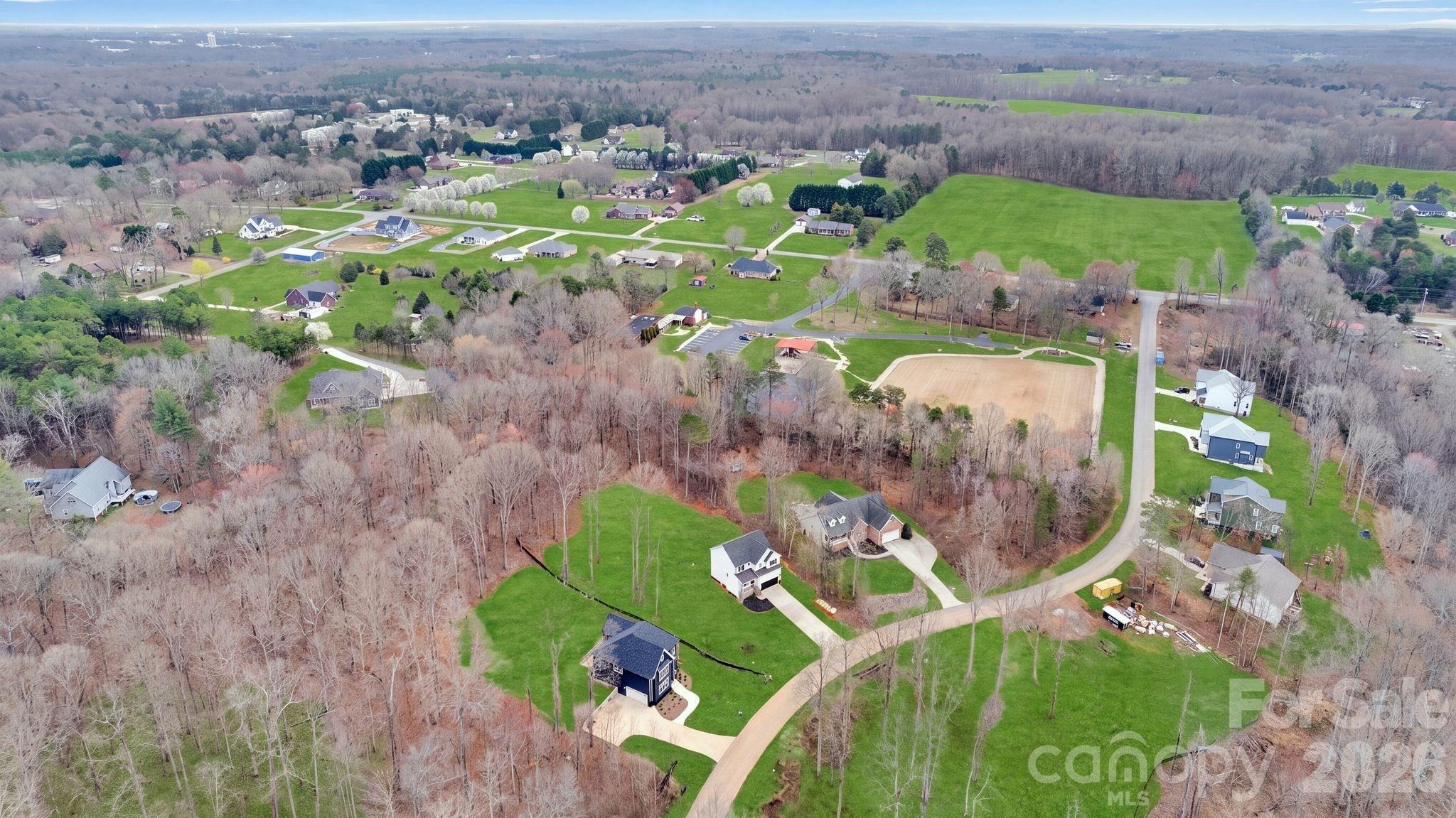 146 Forest Creek Dr, Statesville, NC 28625