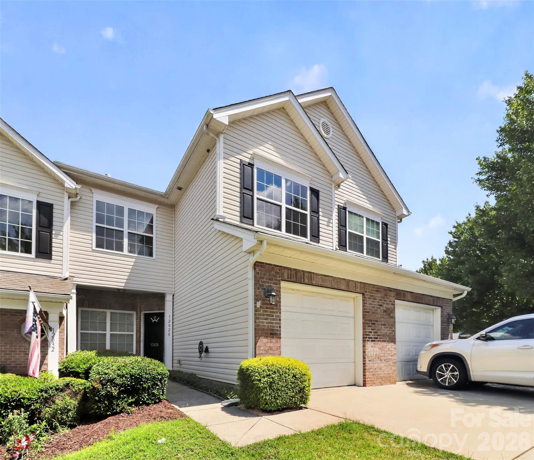 12028 Stratfield Place Cir, Pineville, NC 28134