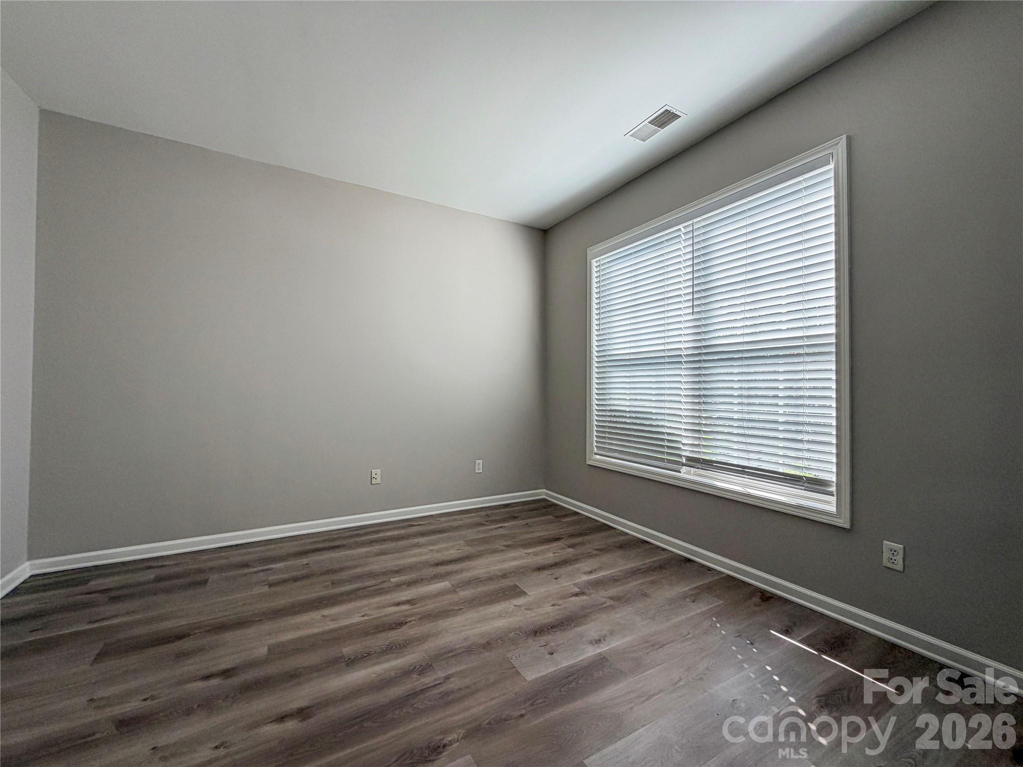 9927 Jeanette Cir, Charlotte, NC 28213