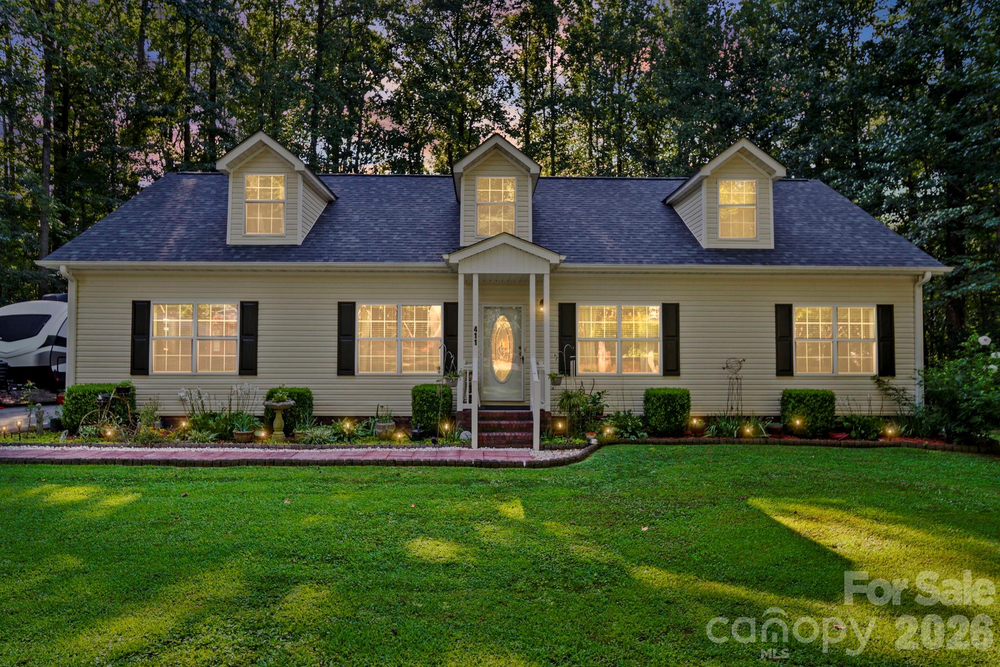 411 Alpine St, Kannapolis, NC 28081