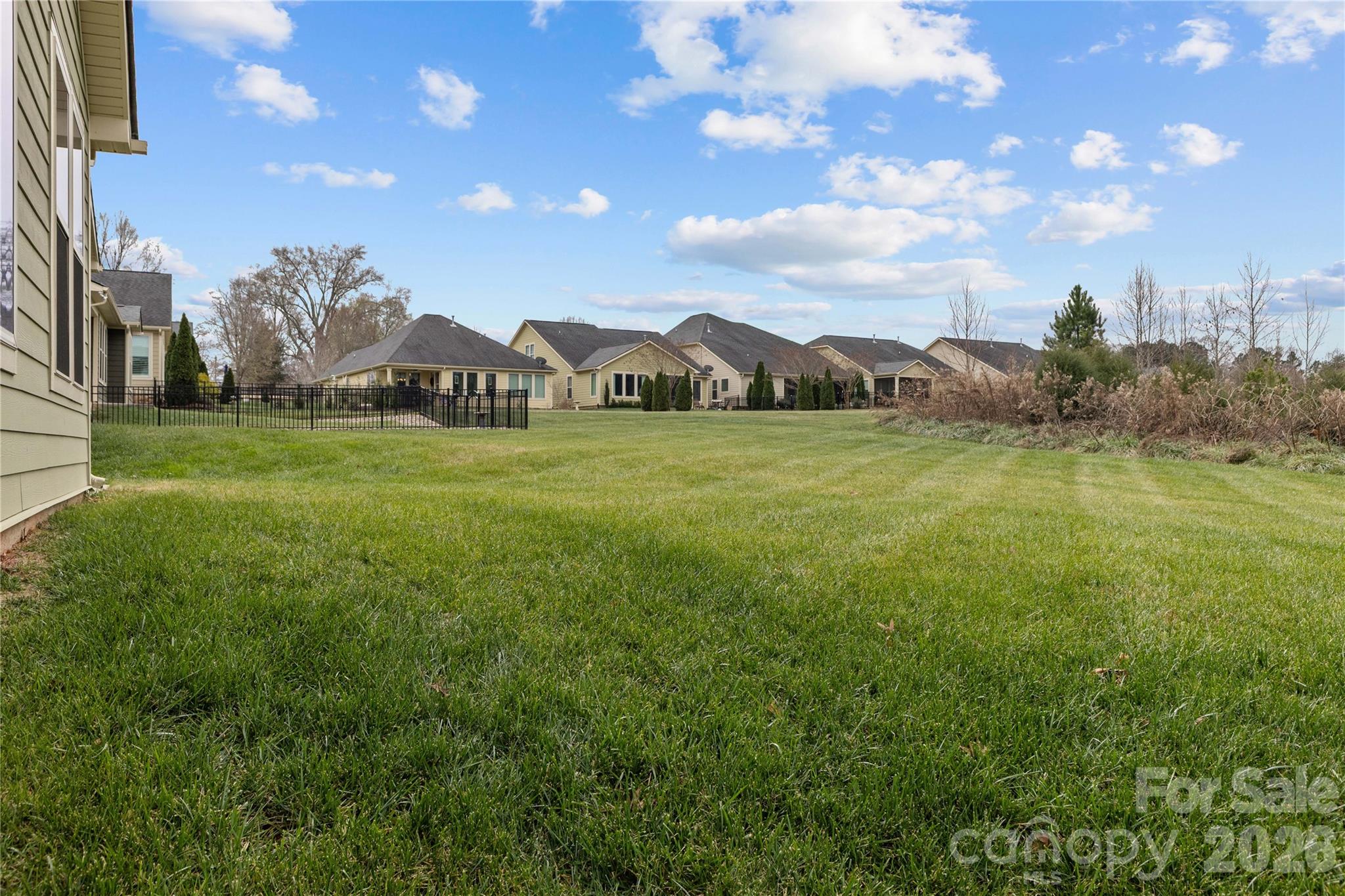 129 Johnson Manor St, Mooresville, NC 28115