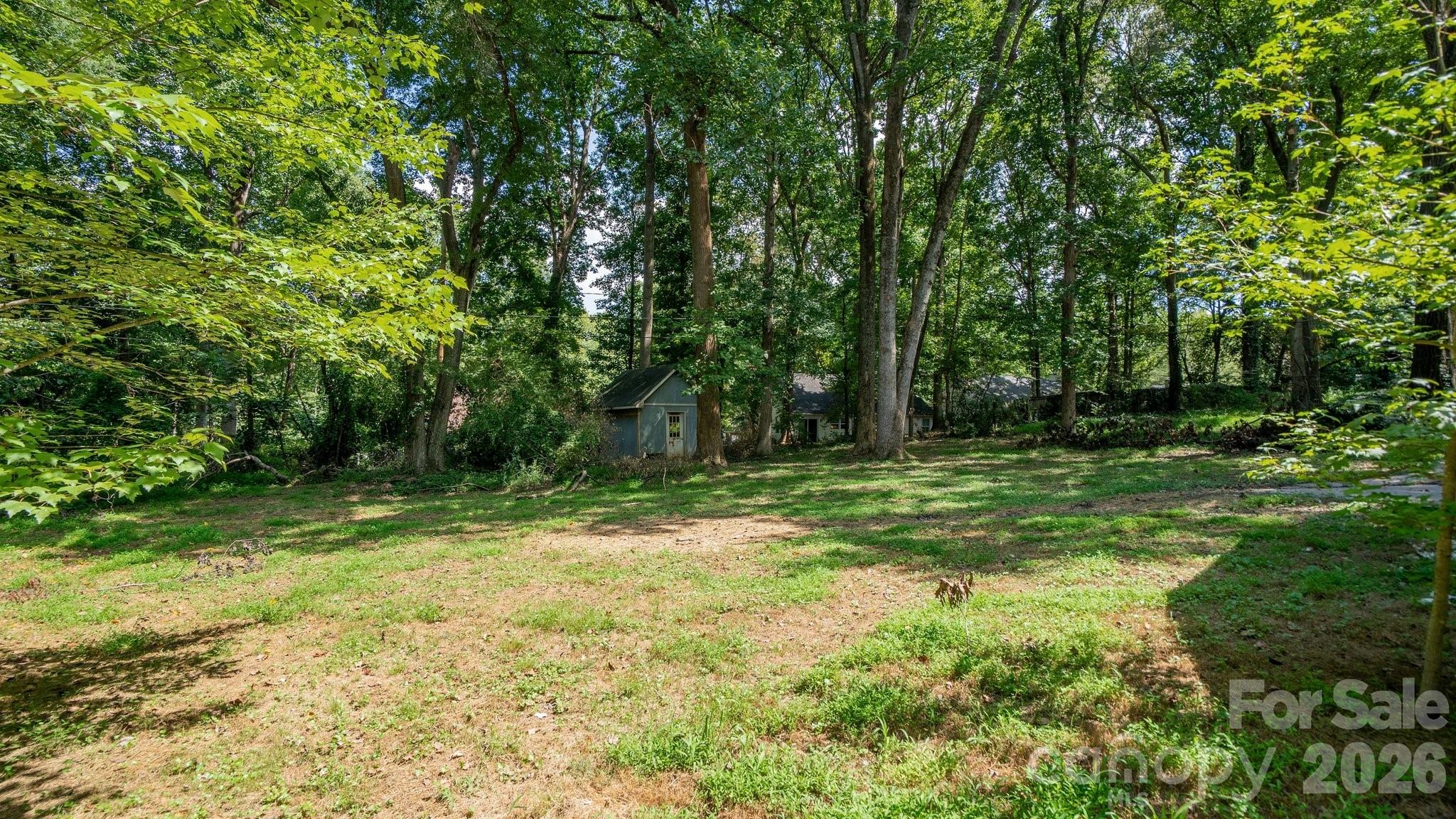 7823 Elwood Dr, Charlotte, NC 28227