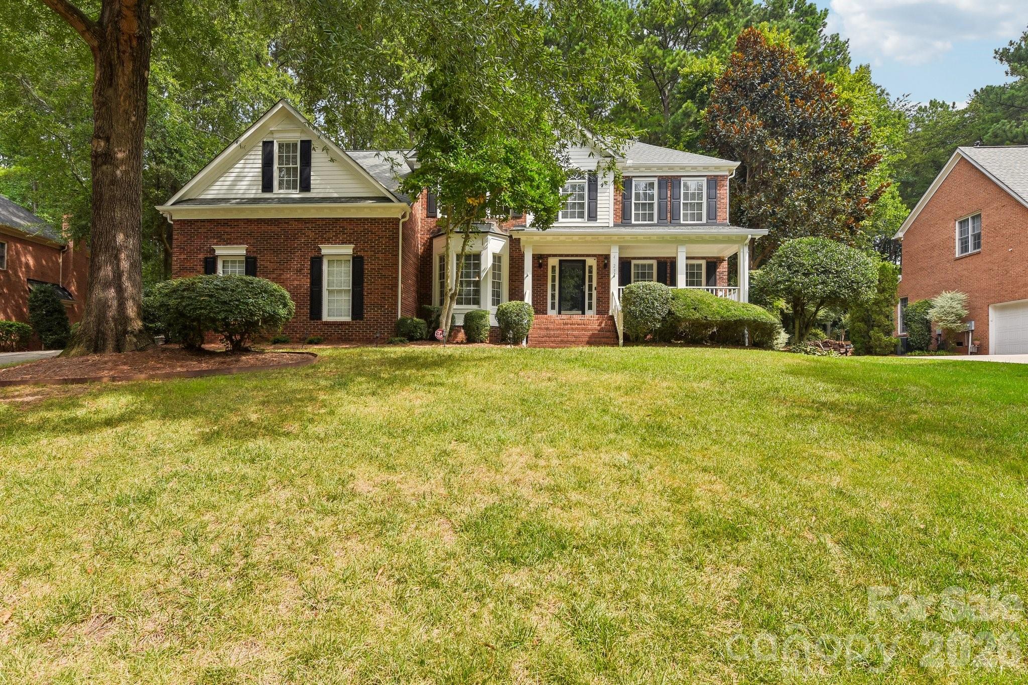 4123 Mountain Cove Dr, Charlotte, NC 28216