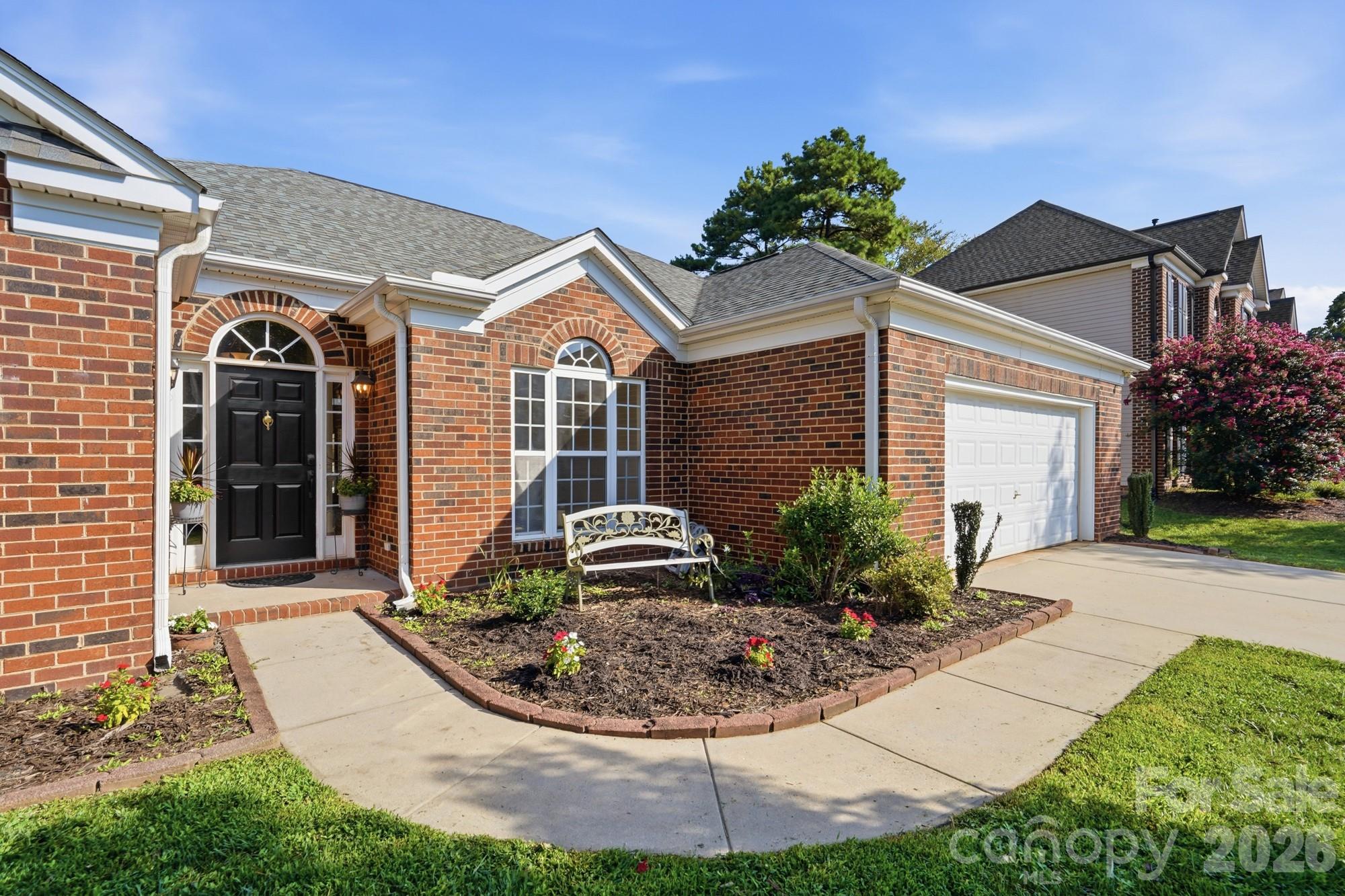 7877 Sedgebrook Dr E, Stanley, NC 28164