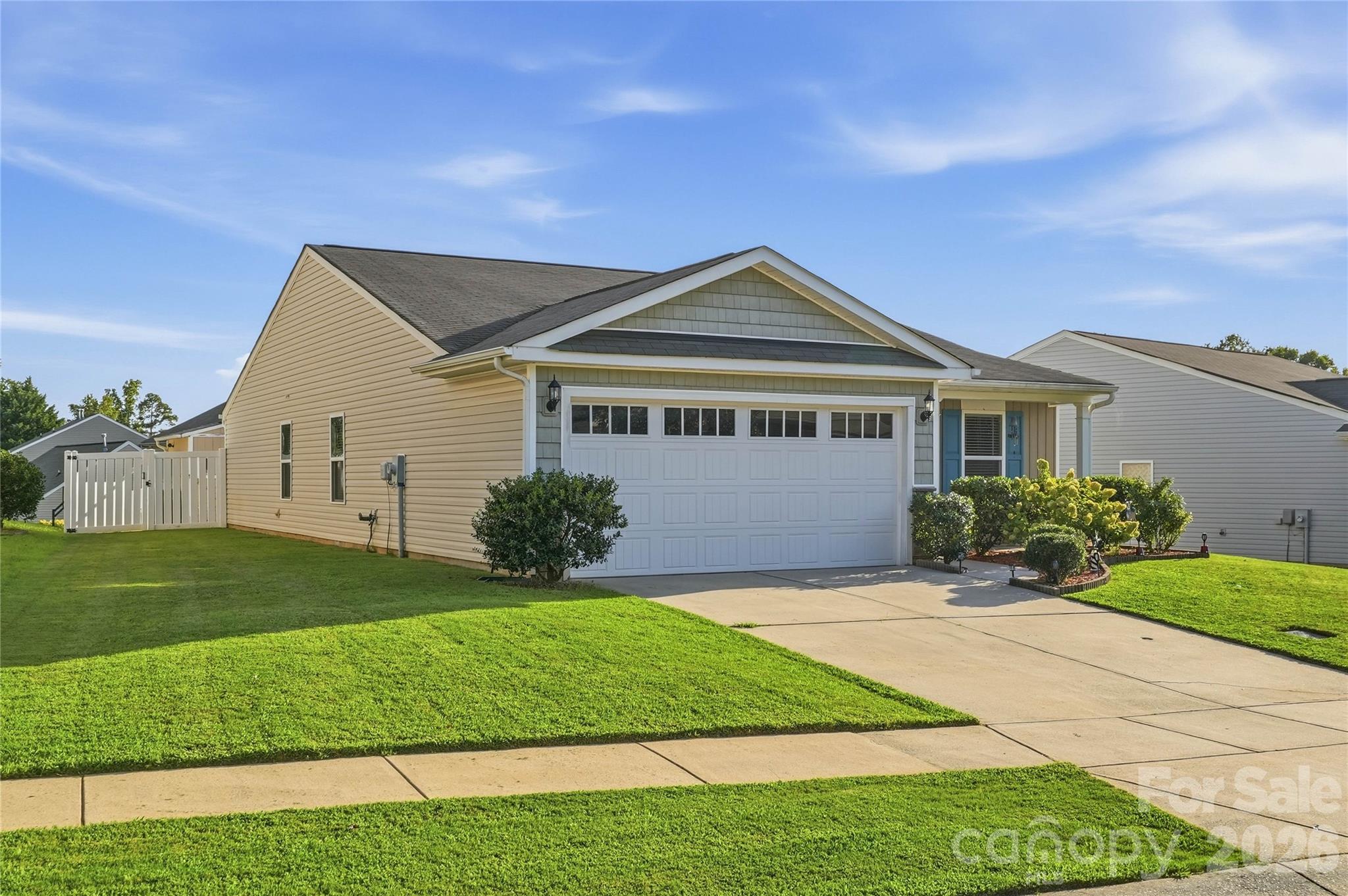 865 Willow Creek Dr, Gastonia, NC 28054