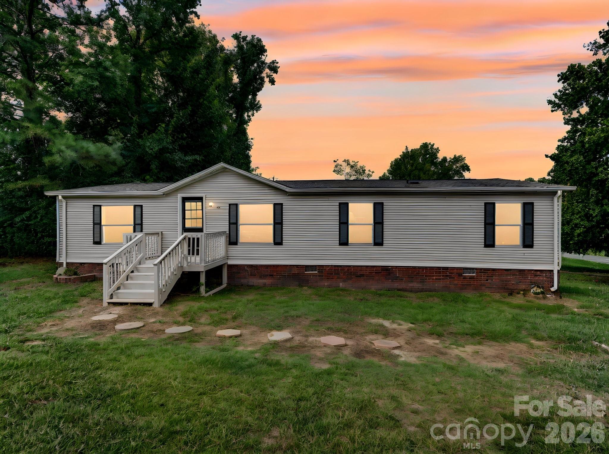 141 Patricia St, Lancaster, SC 29720
