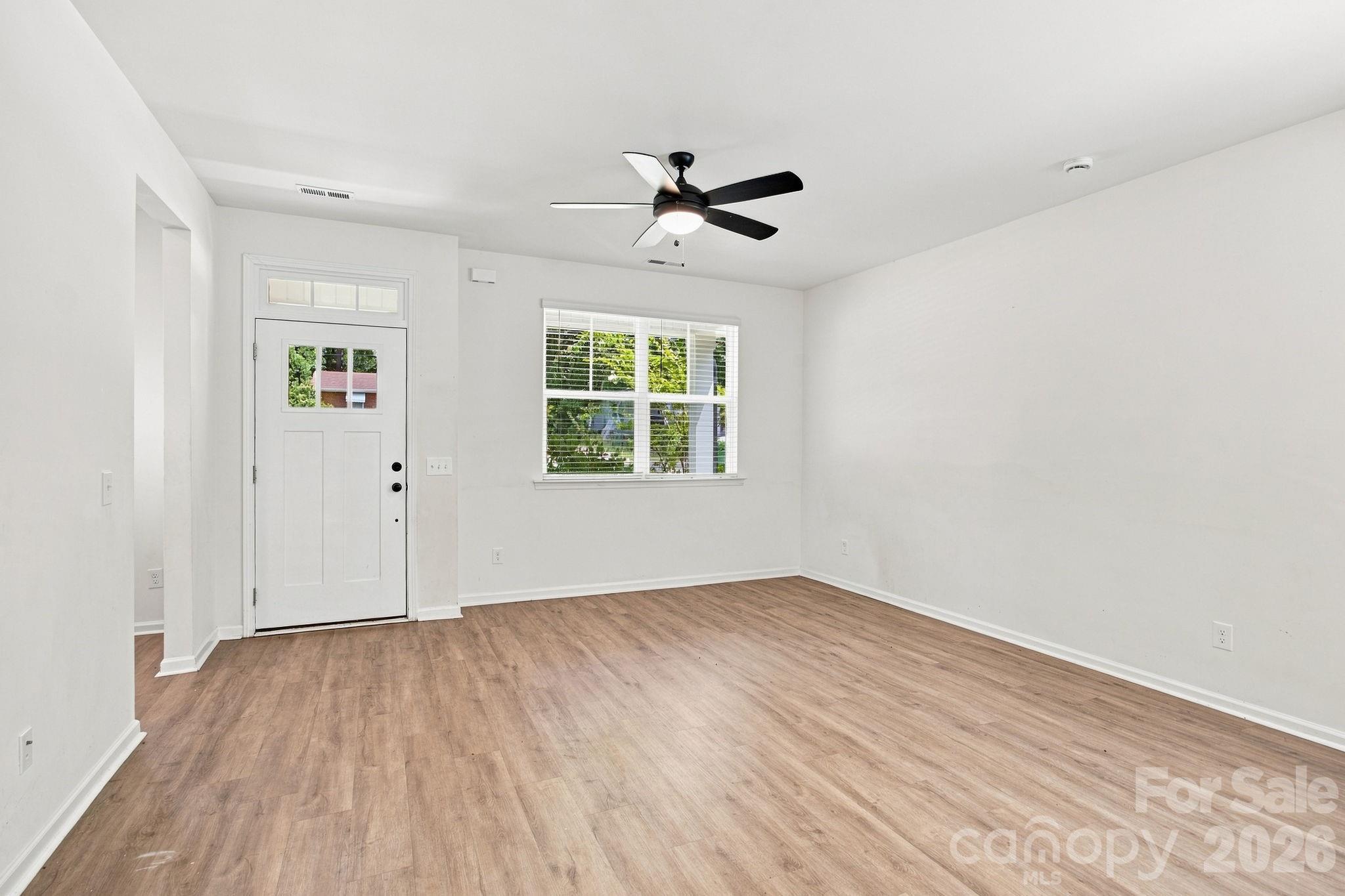 1812 Purser Dr, Charlotte, NC 28215