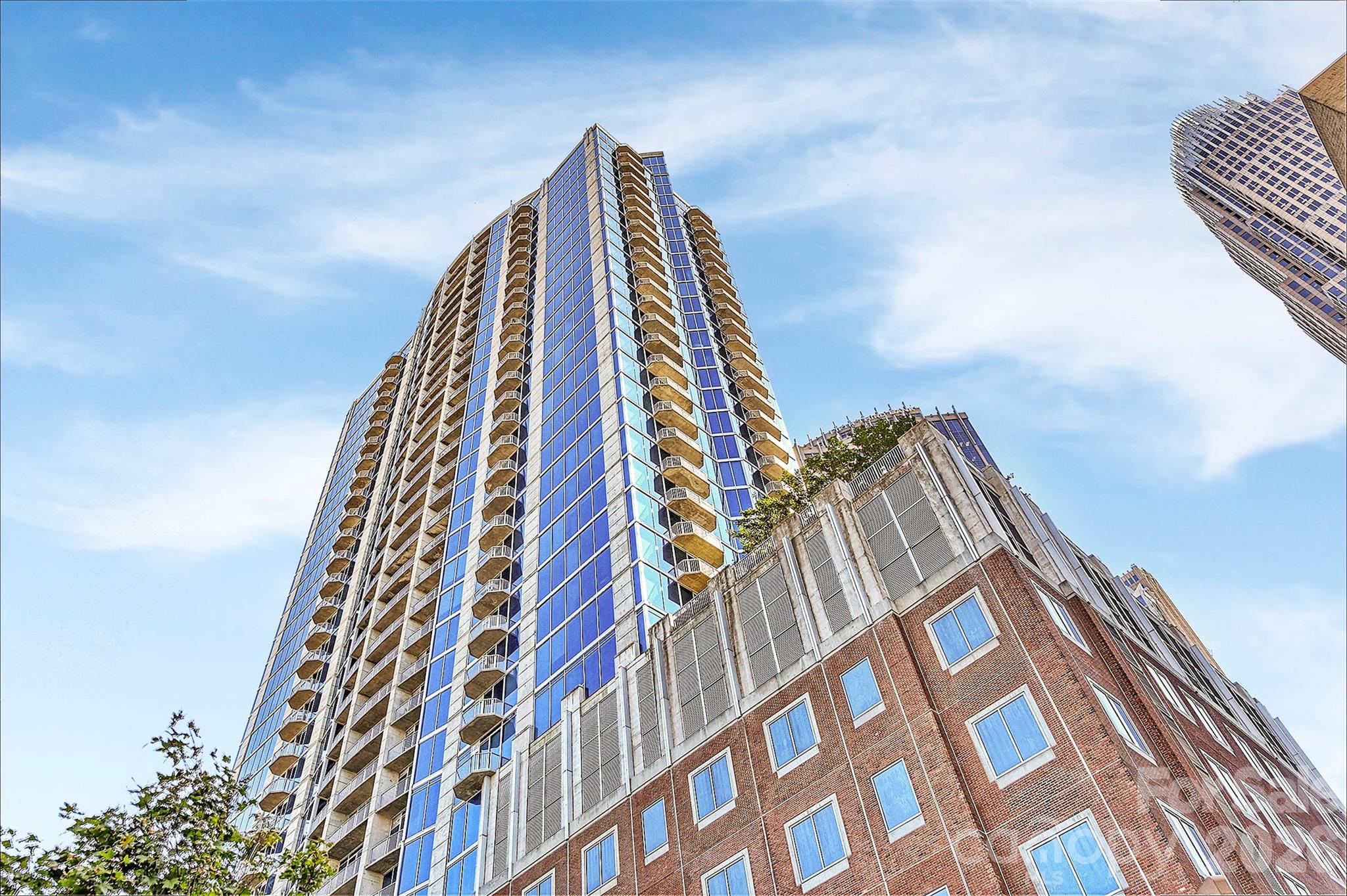 210 N Church St #3403, Charlotte, NC 28202