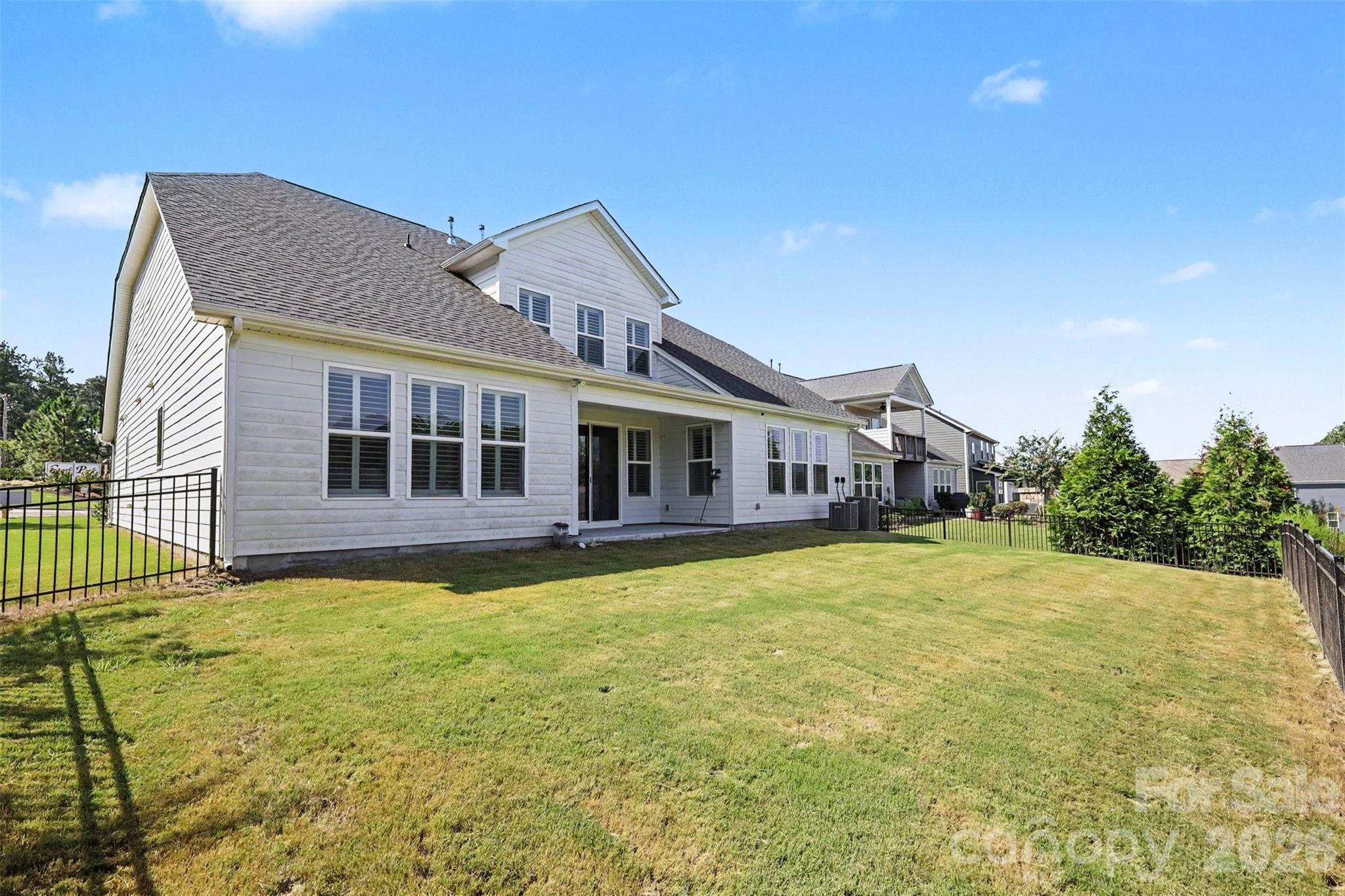 8017 Creek Park Dr, Denver, NC 28037