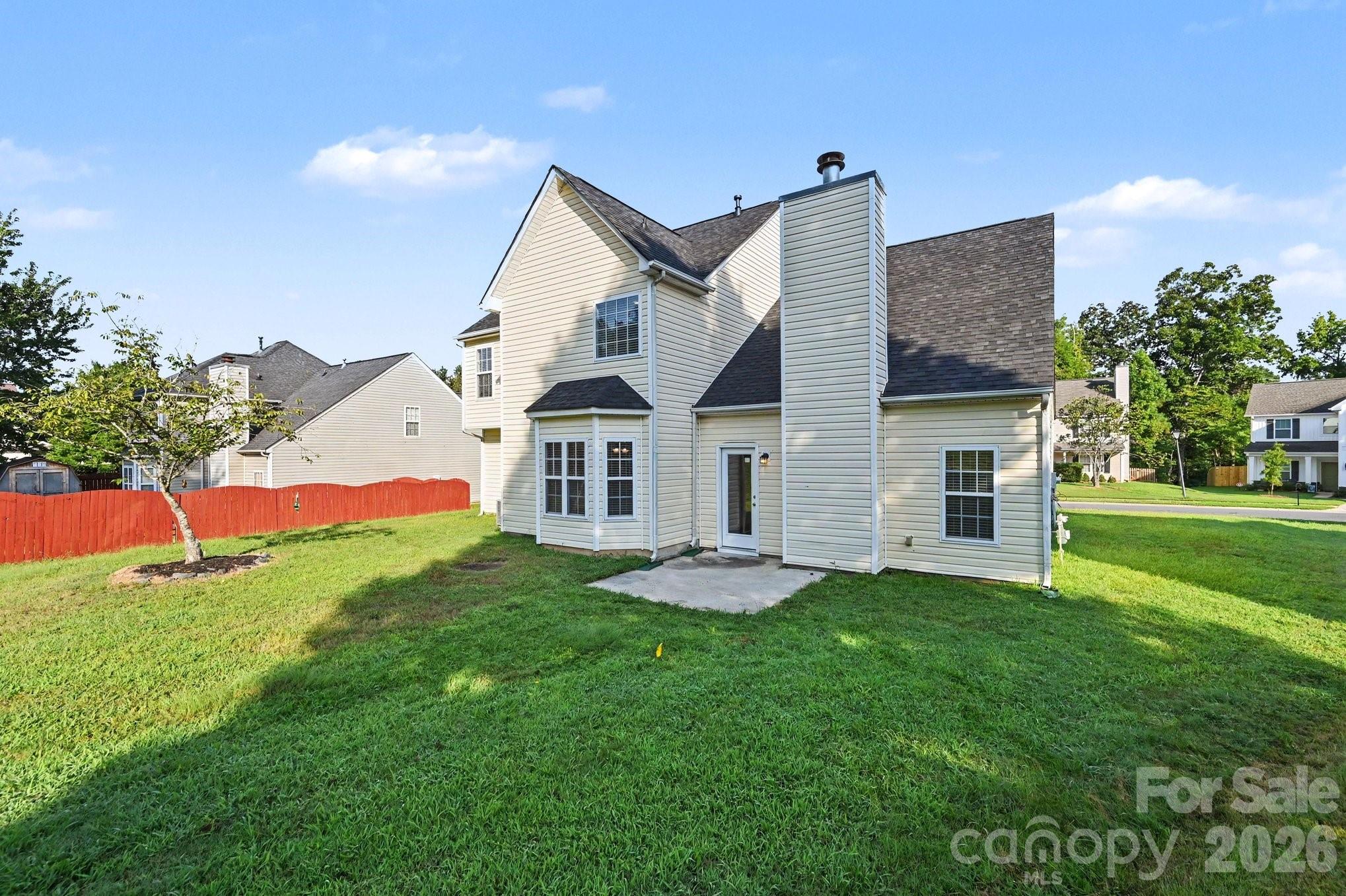 11008 Padderborn Ct, Charlotte, NC 28215