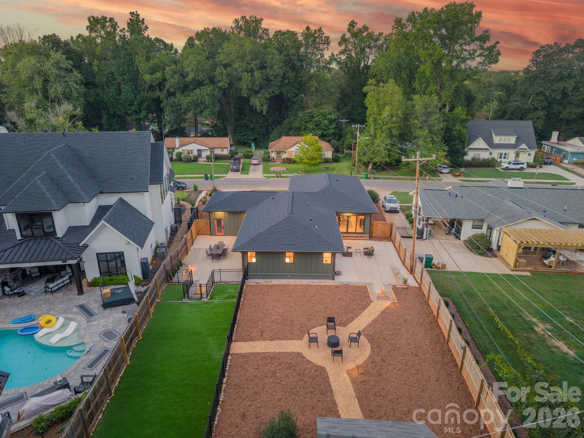 5546 Murrayhill Rd, Charlotte, NC 28210