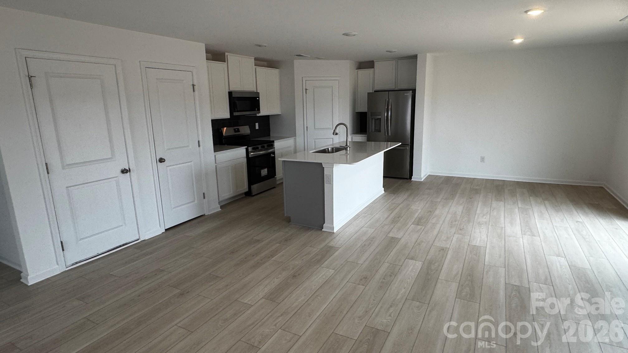 4063 Oxford Glen Dr #OG 109, Claremont, NC 28610