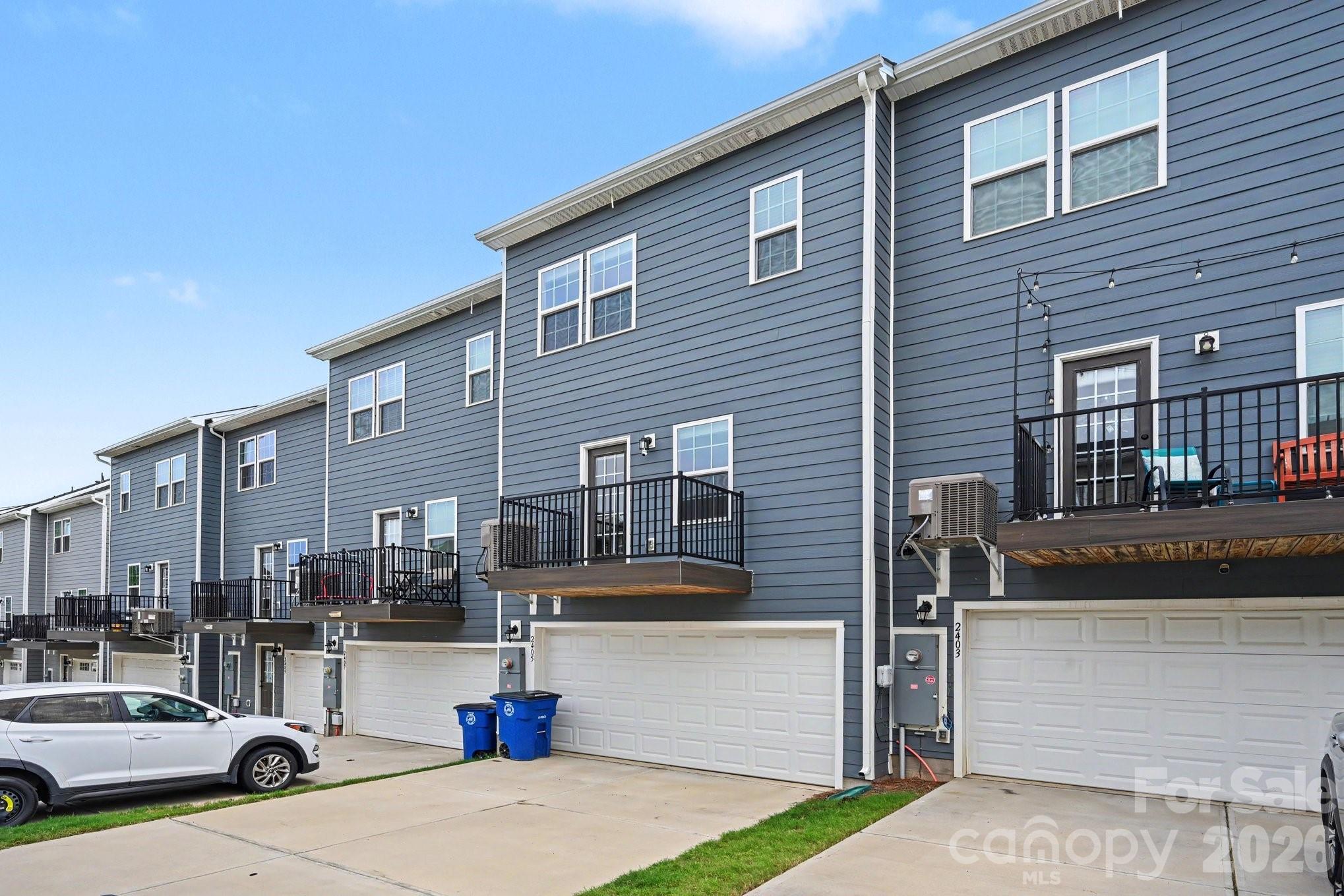 2405 Autumn Olive Ln, Matthews, NC 28104