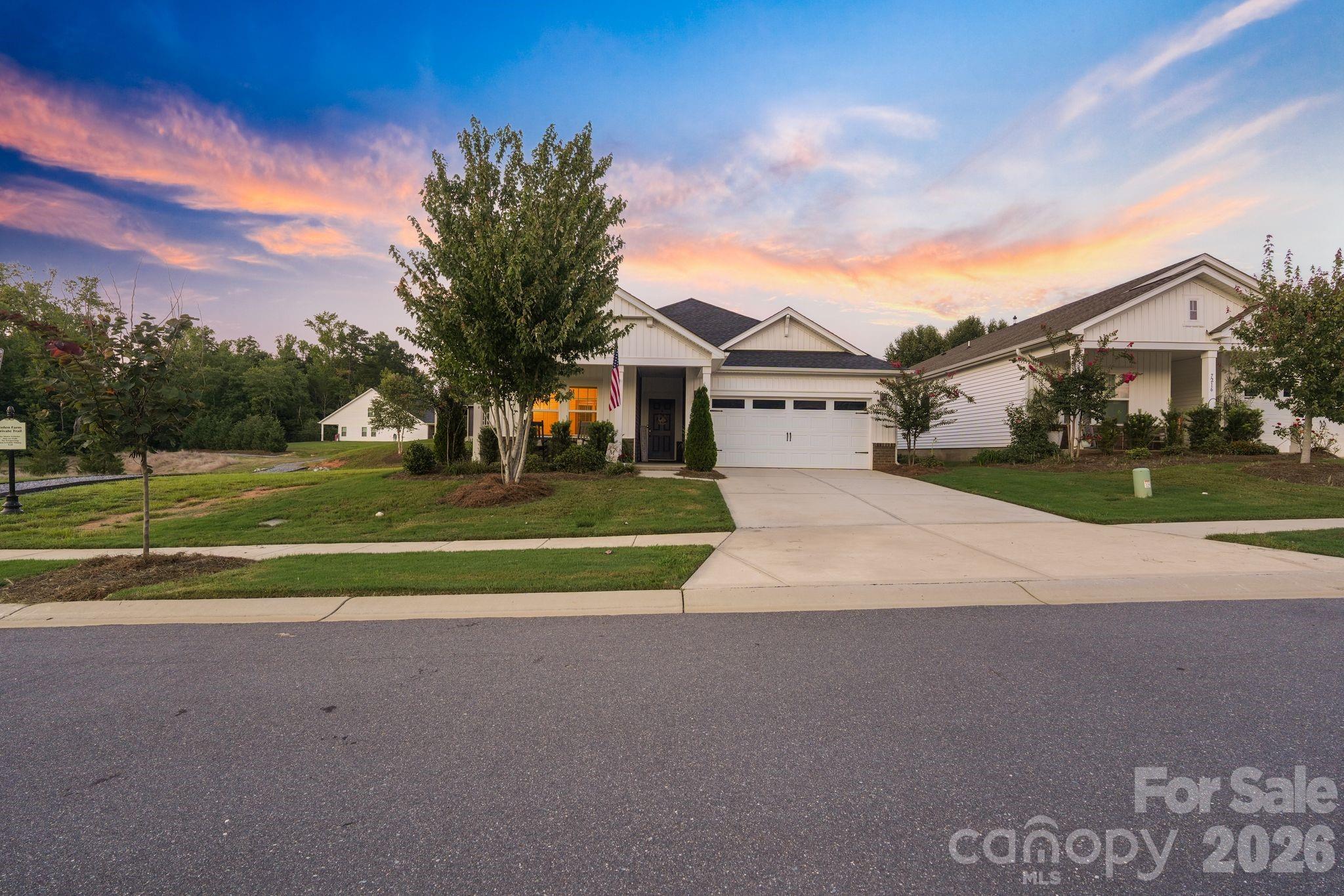 7222 Rock Dove Ct, Gastonia, NC 28056