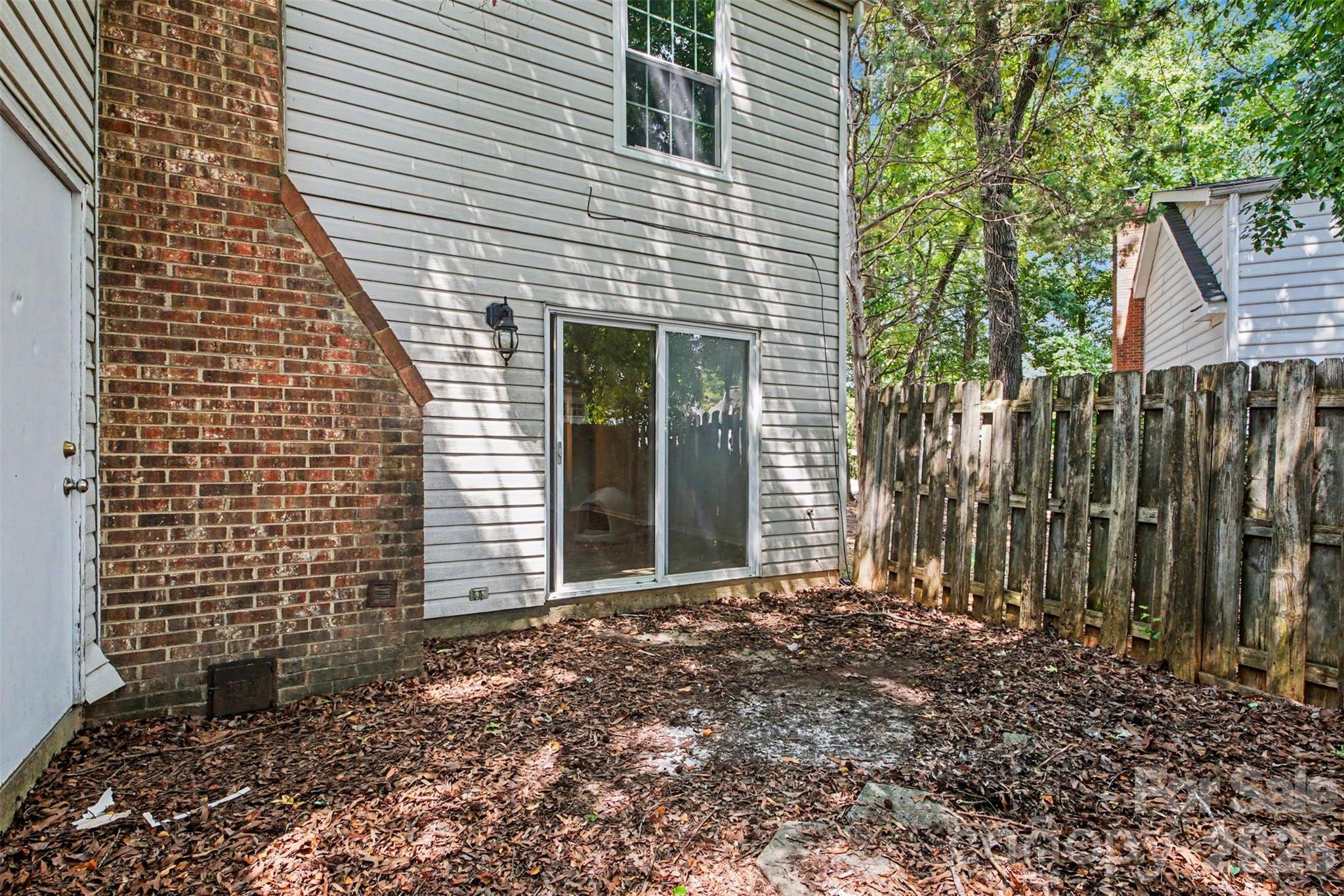 5912 Bayswater Ln, Charlotte, NC 28212