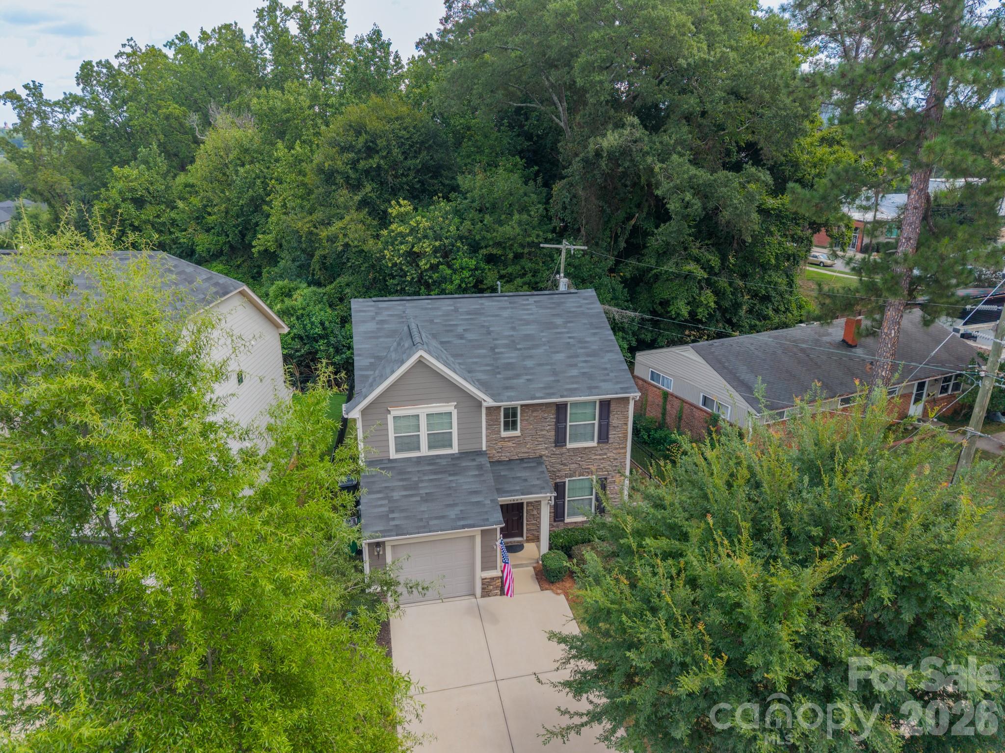 1829 Evergreen Dr, Charlotte, NC 28208