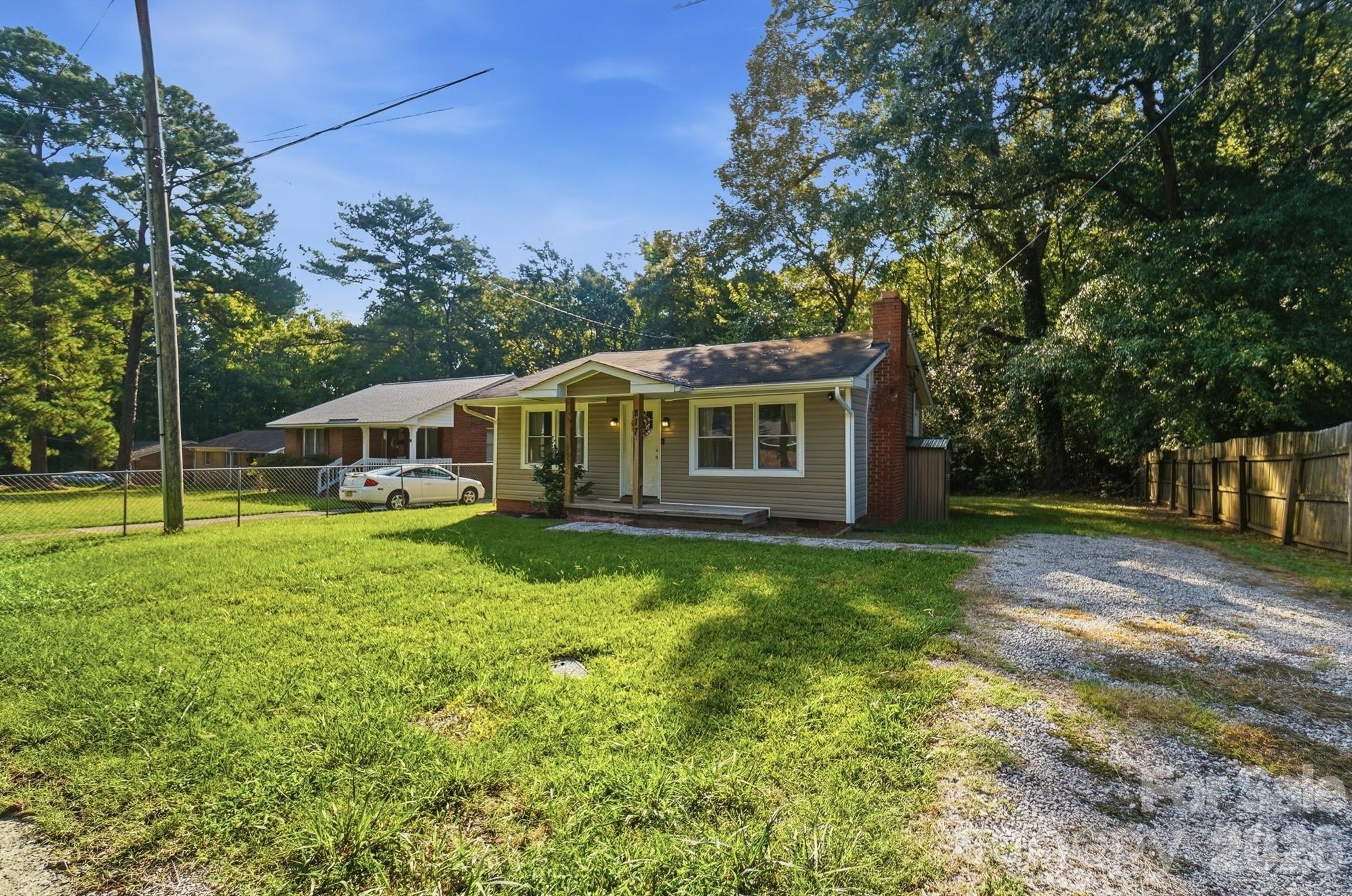 817 E Dunlap St, Lancaster, SC 29720