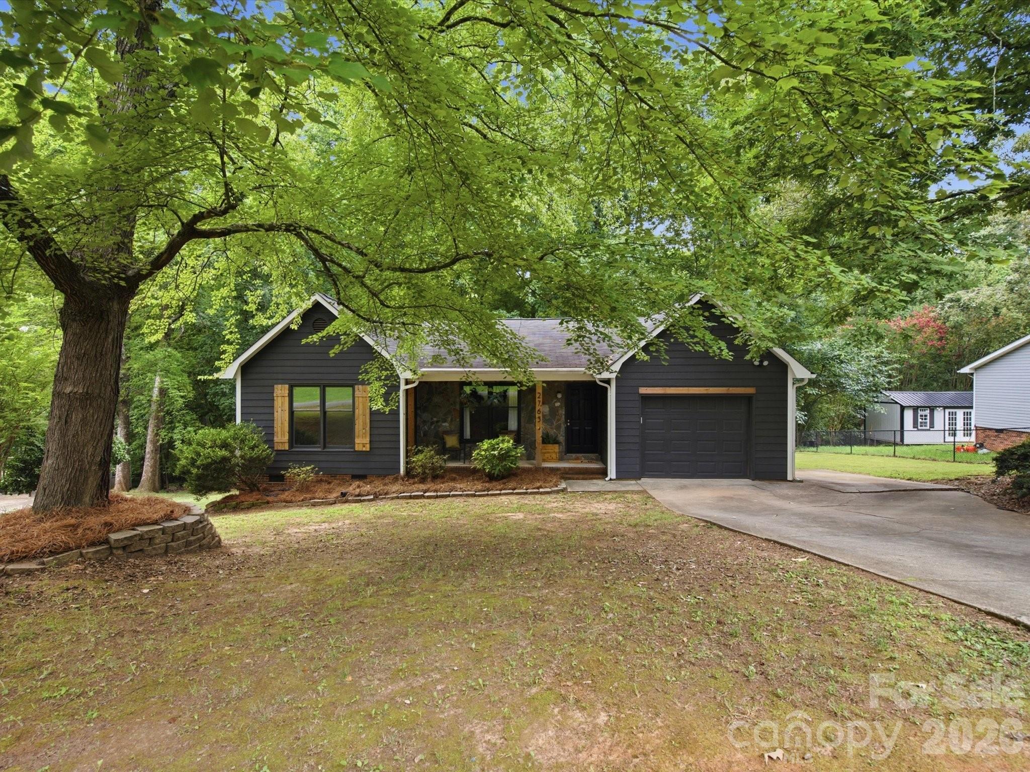 2765 Stockwood Dr, Gastonia, NC 28056