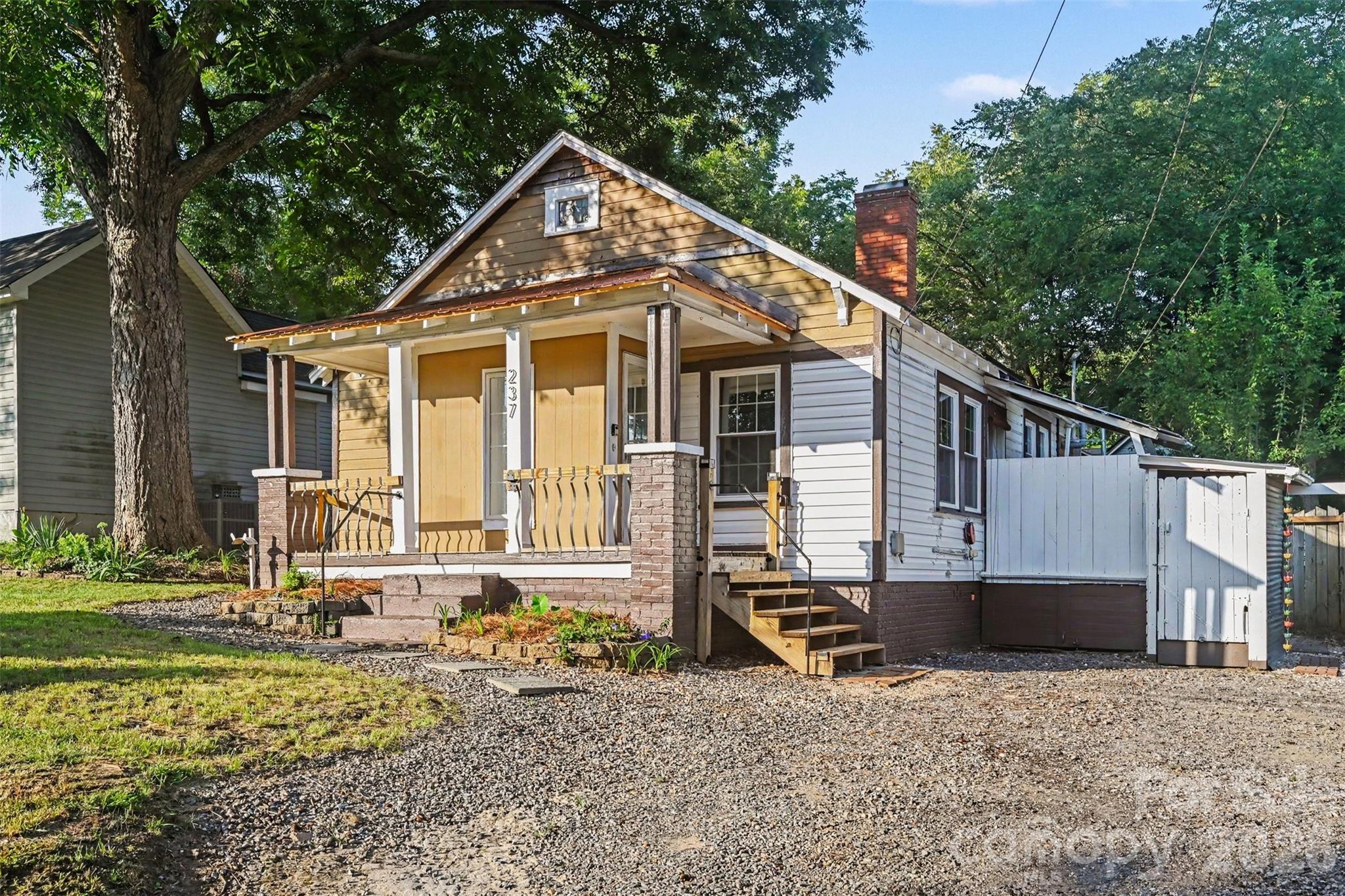 237 Simpson Dr NE, Concord, NC 28025