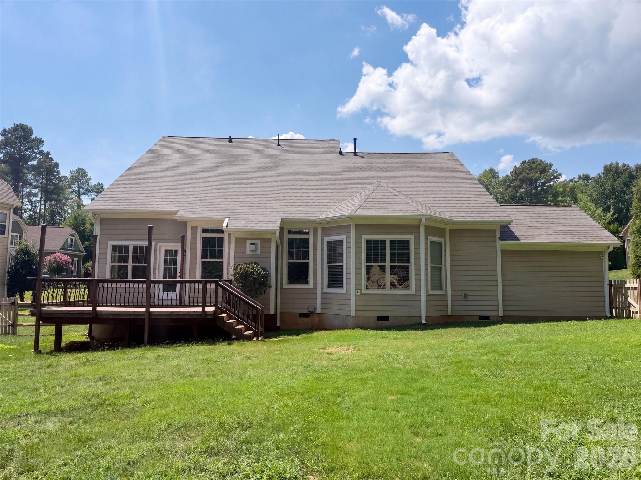 131 Lakeshore Hills Dr, Mooresville, NC 28117