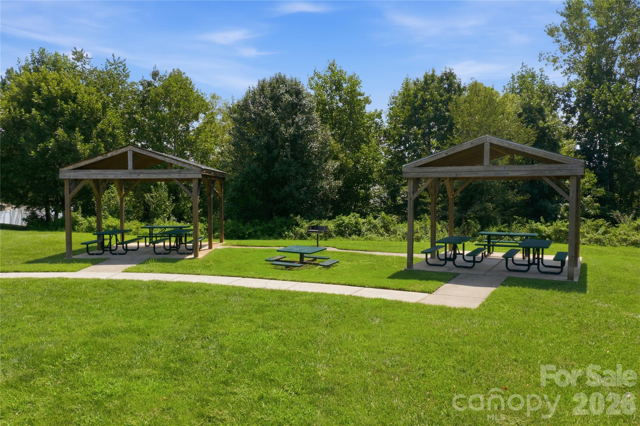 224 Morning Dew Ln, Mount Holly, NC 28120