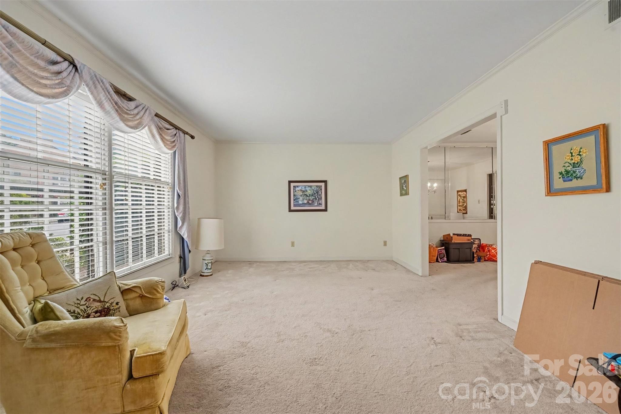 6869 Dumbarton Dr, Charlotte, NC 28210