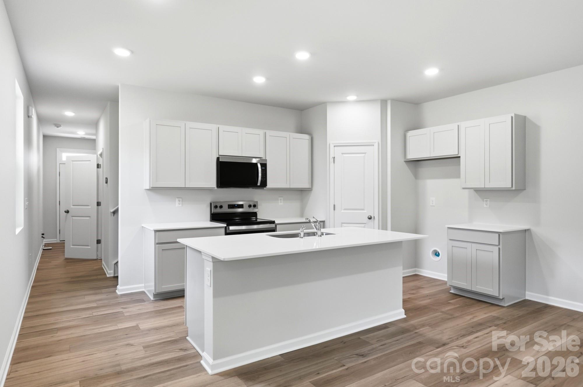 4125 Butler Grove Ln, Charlotte, NC 28269