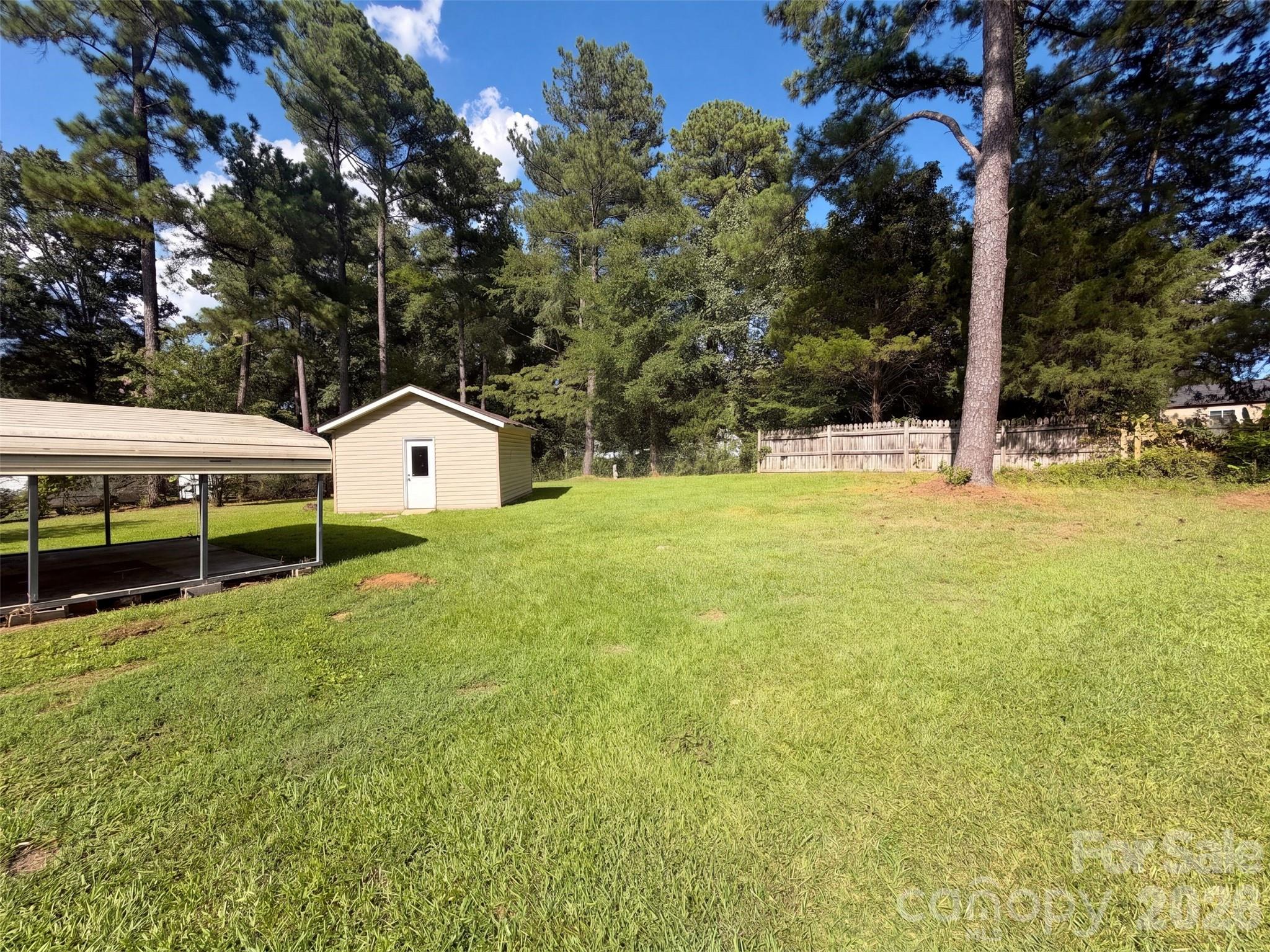 3618 Gustar Ct, Charlotte, NC 28212
