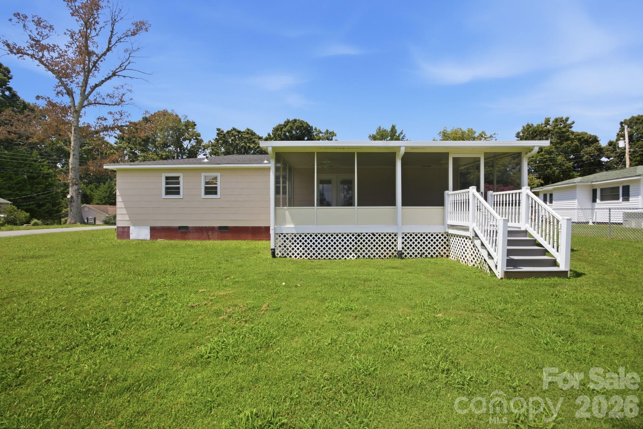 100 Abernathy St, Mount Holly, NC 28120