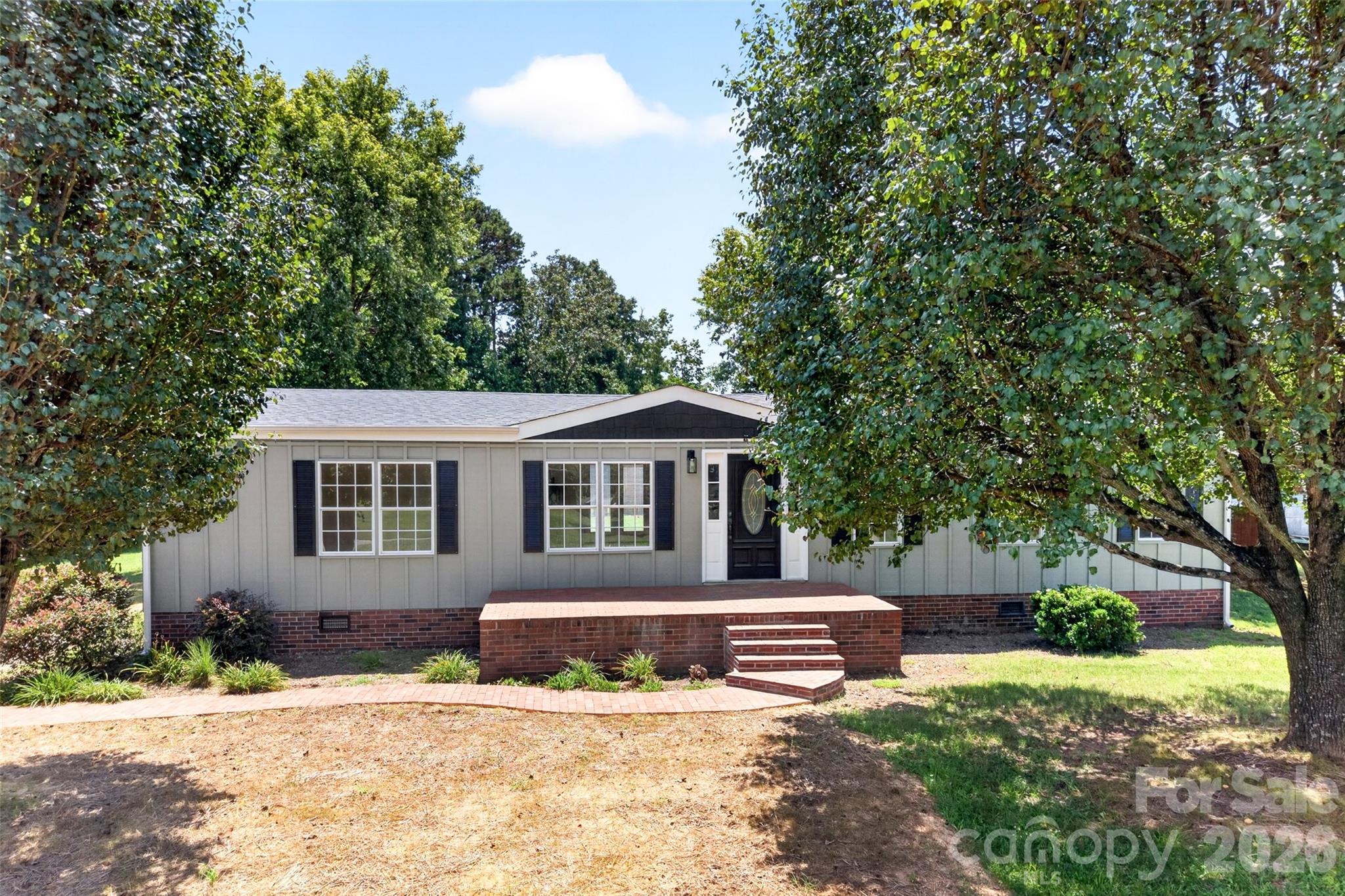 3312 Amity Hill Rd, Statesville, NC 28677
