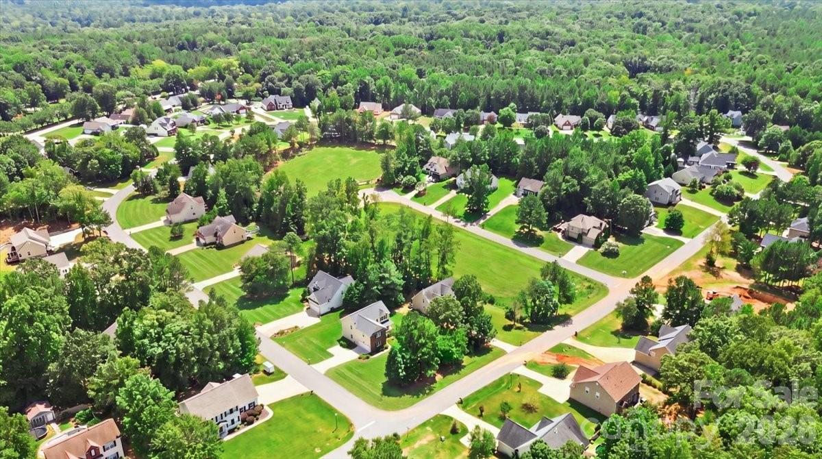 3658 Travertine Dr, Lancaster, SC 29720