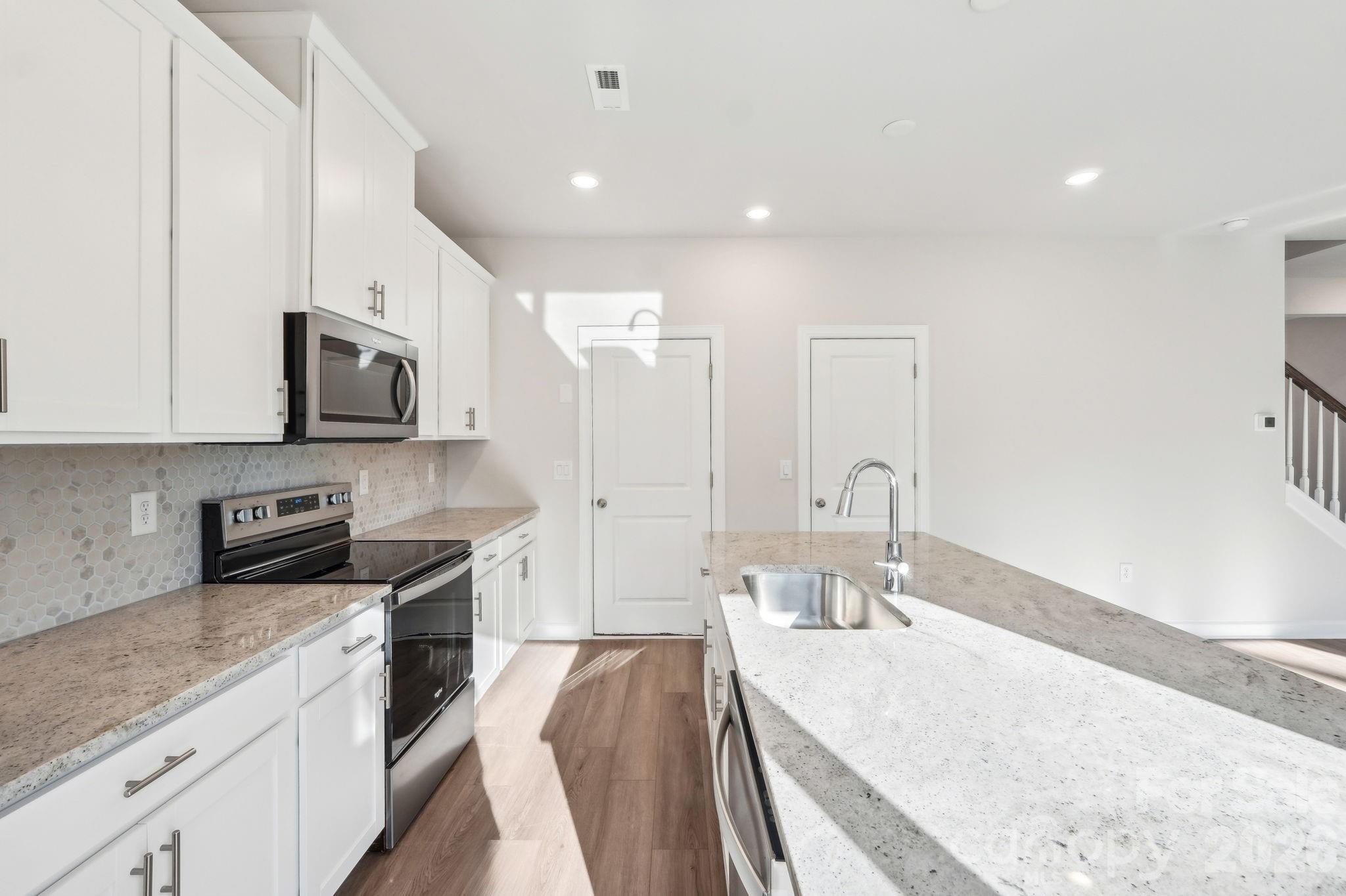 5065 Poplin Valley, Cherryville, NC 28021