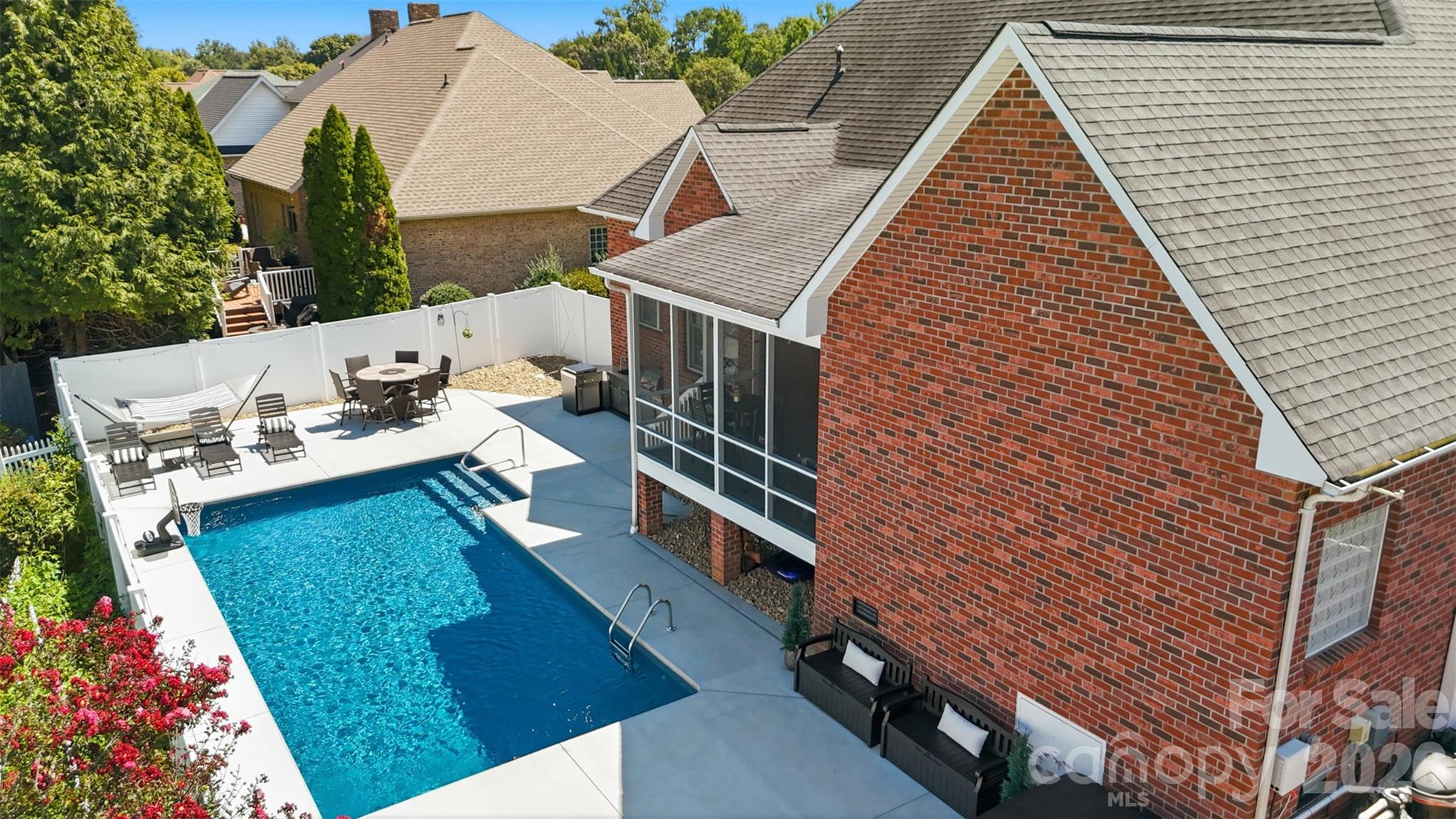 1719 30th Avenue Ct NE, Hickory, NC 28601