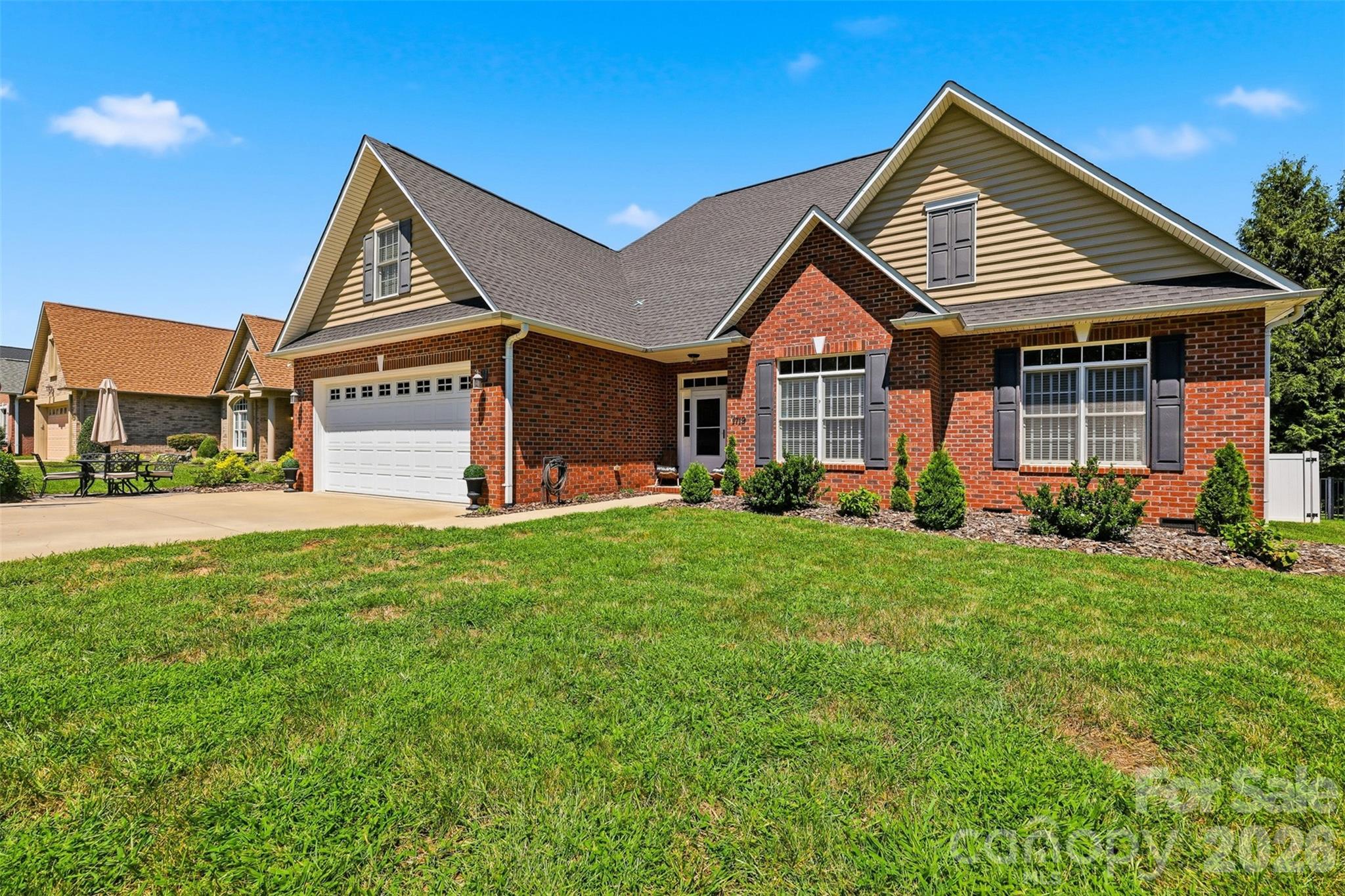 1719 30th Avenue Ct NE, Hickory, NC 28601