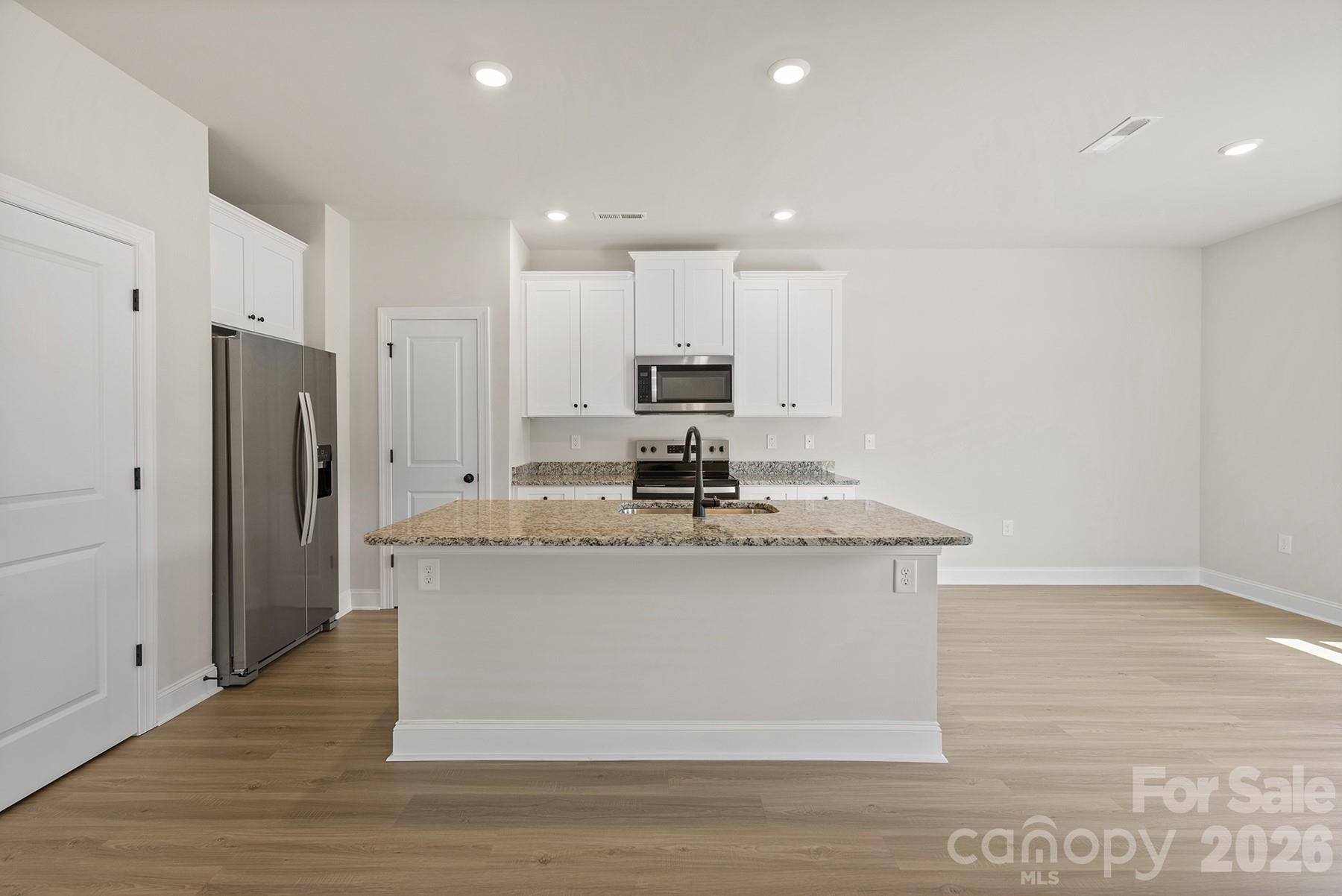 3326 Yorkshire Dr, Gastonia, NC 28052