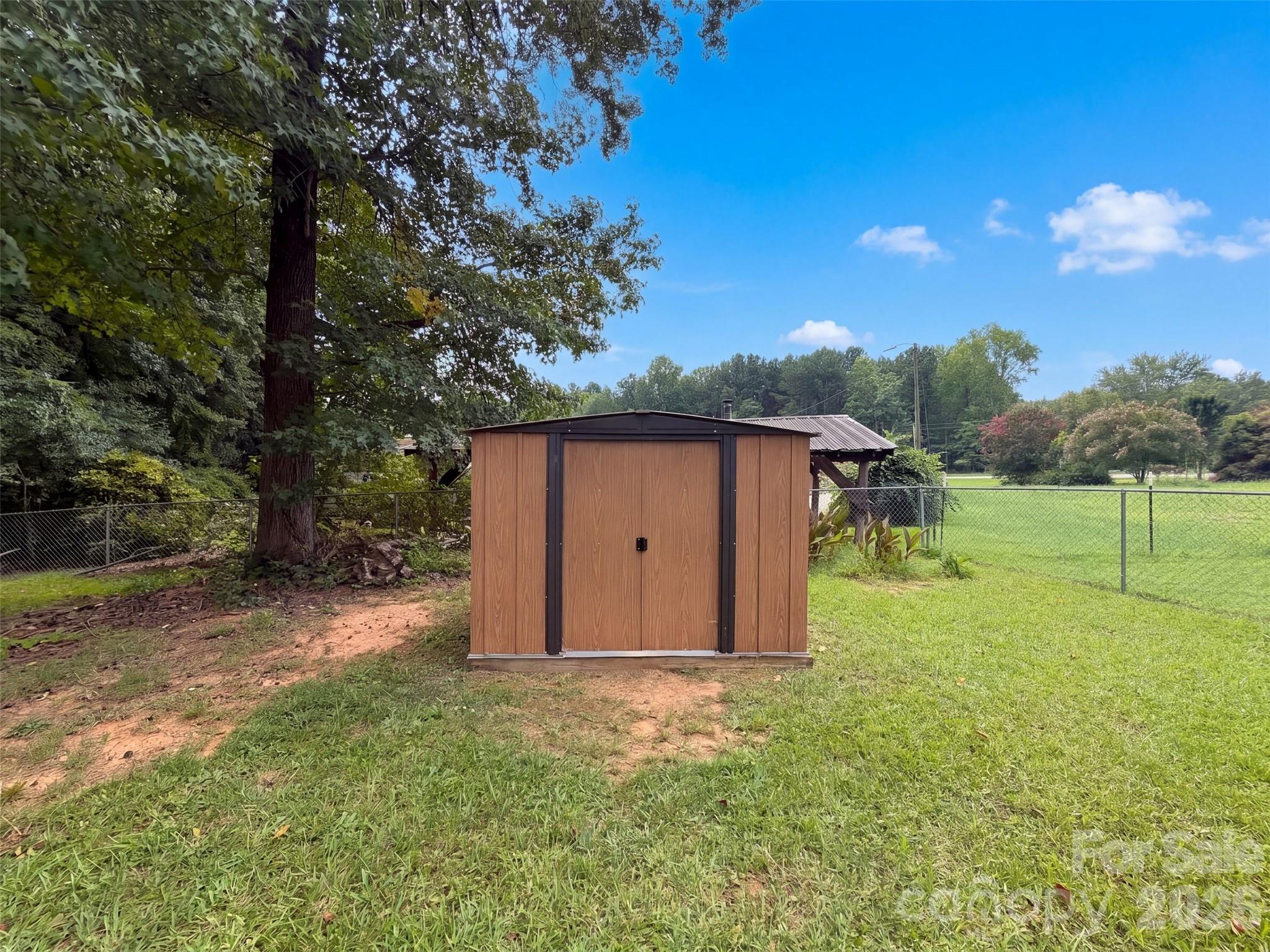 225 Vineyard Dr, Salisbury, NC 28146