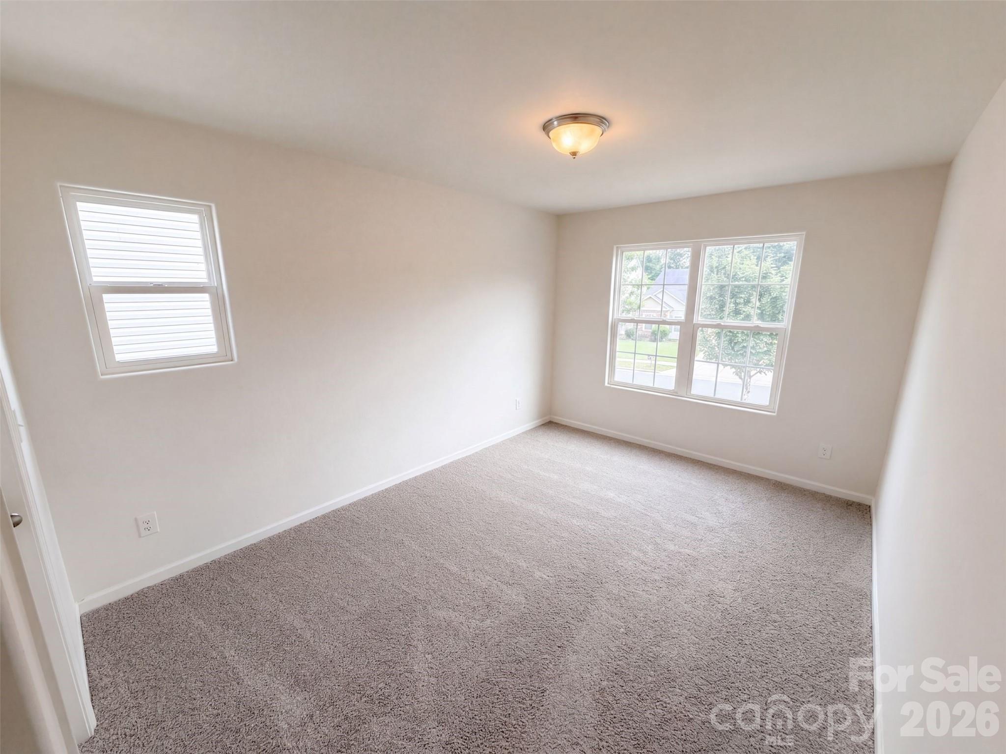 8815 First Run Ct, Charlotte, NC 28215