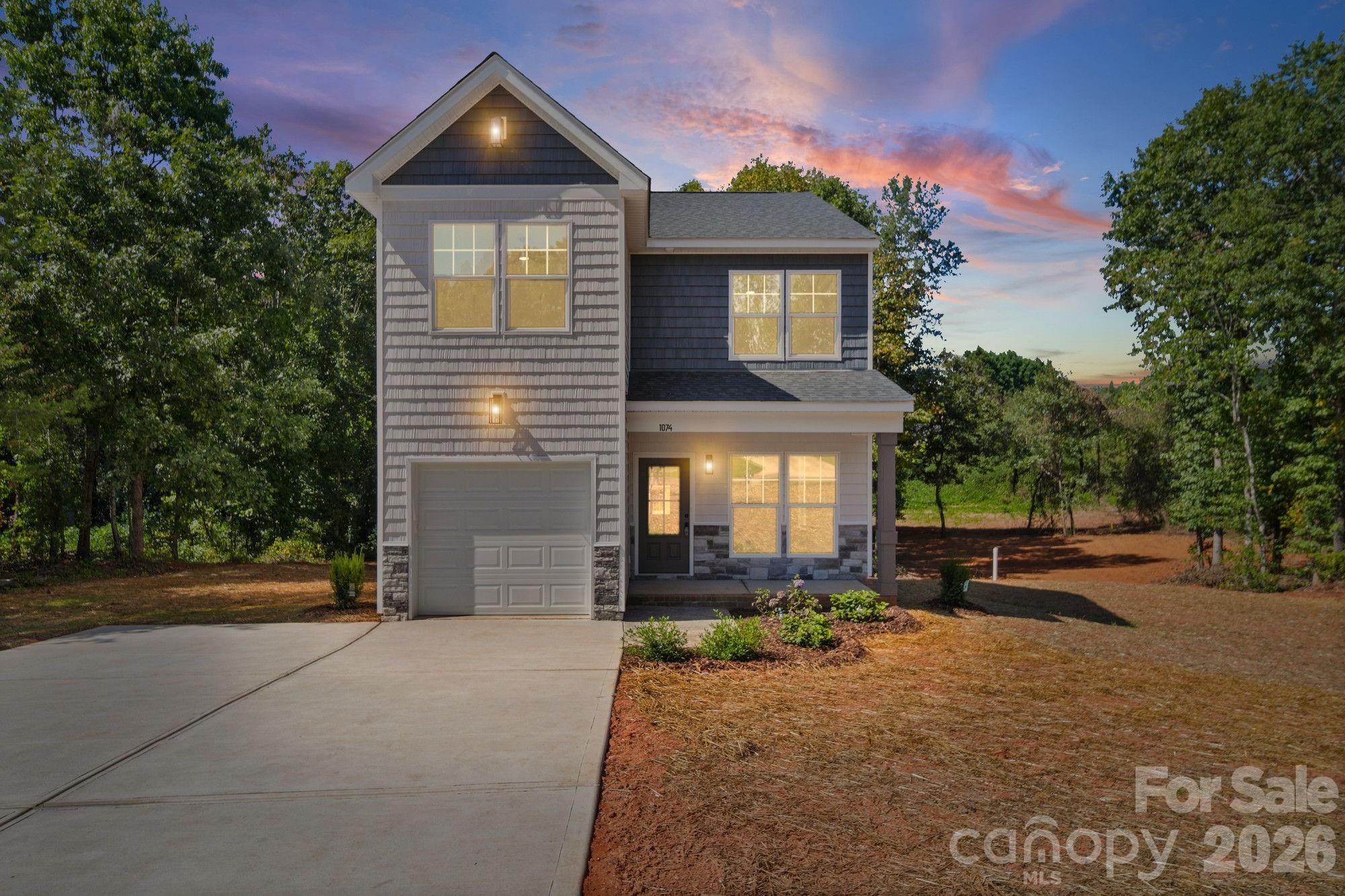 1074 Lyndsey Brook Ct, Lincolnton, NC 28092