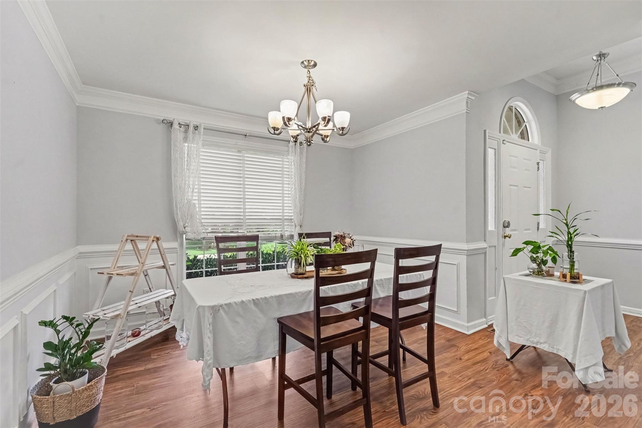 8202 Stevens Mill Rd, Matthews, NC 28104
