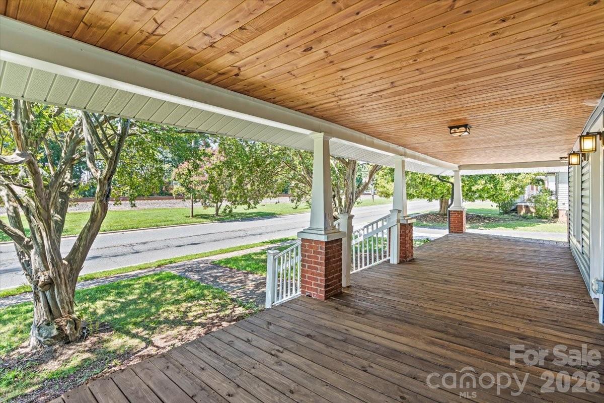 317 S Ridge Ave, Kannapolis, NC 28083