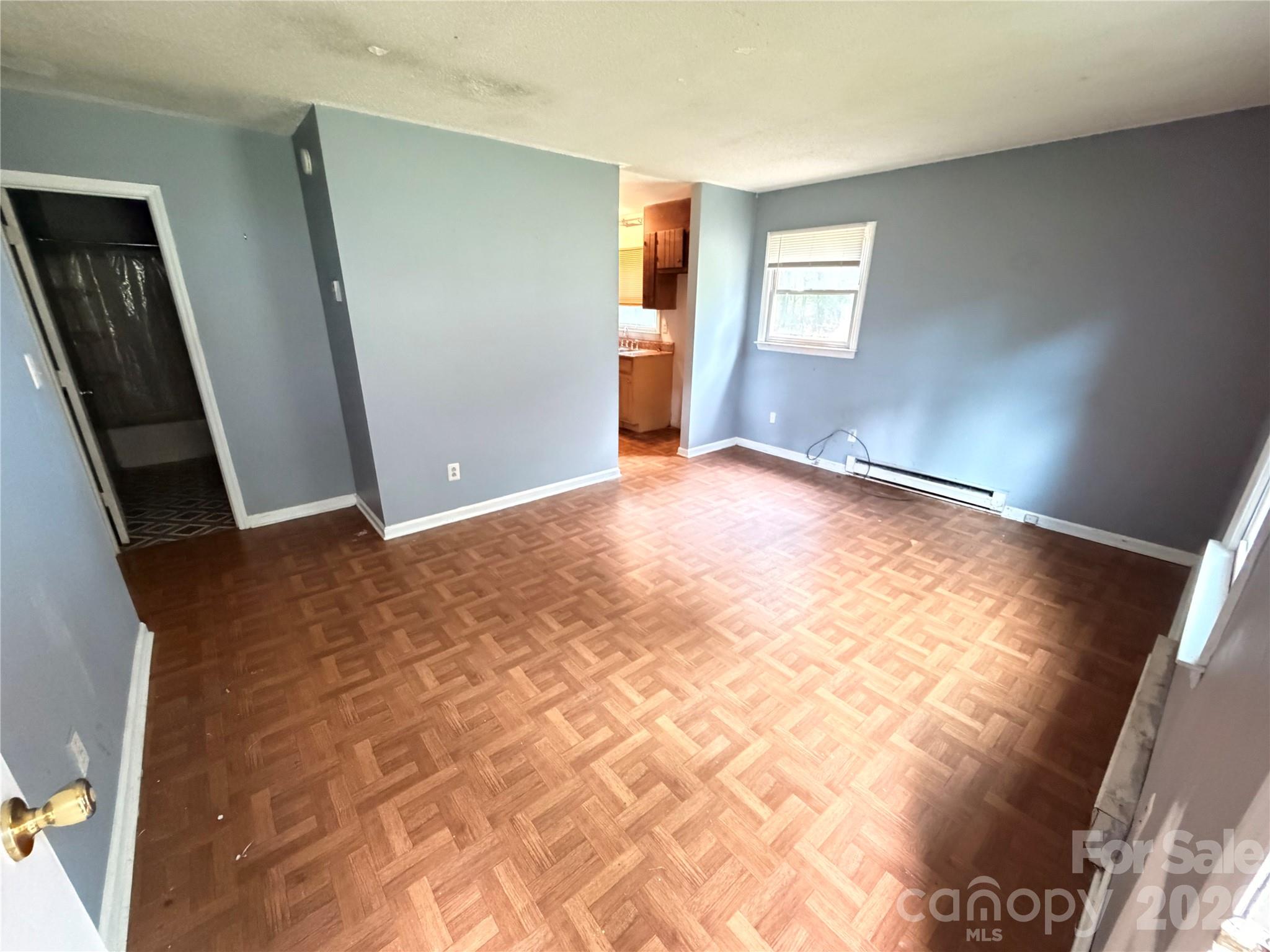 6783 Glover Ln, Stanley, NC 28164