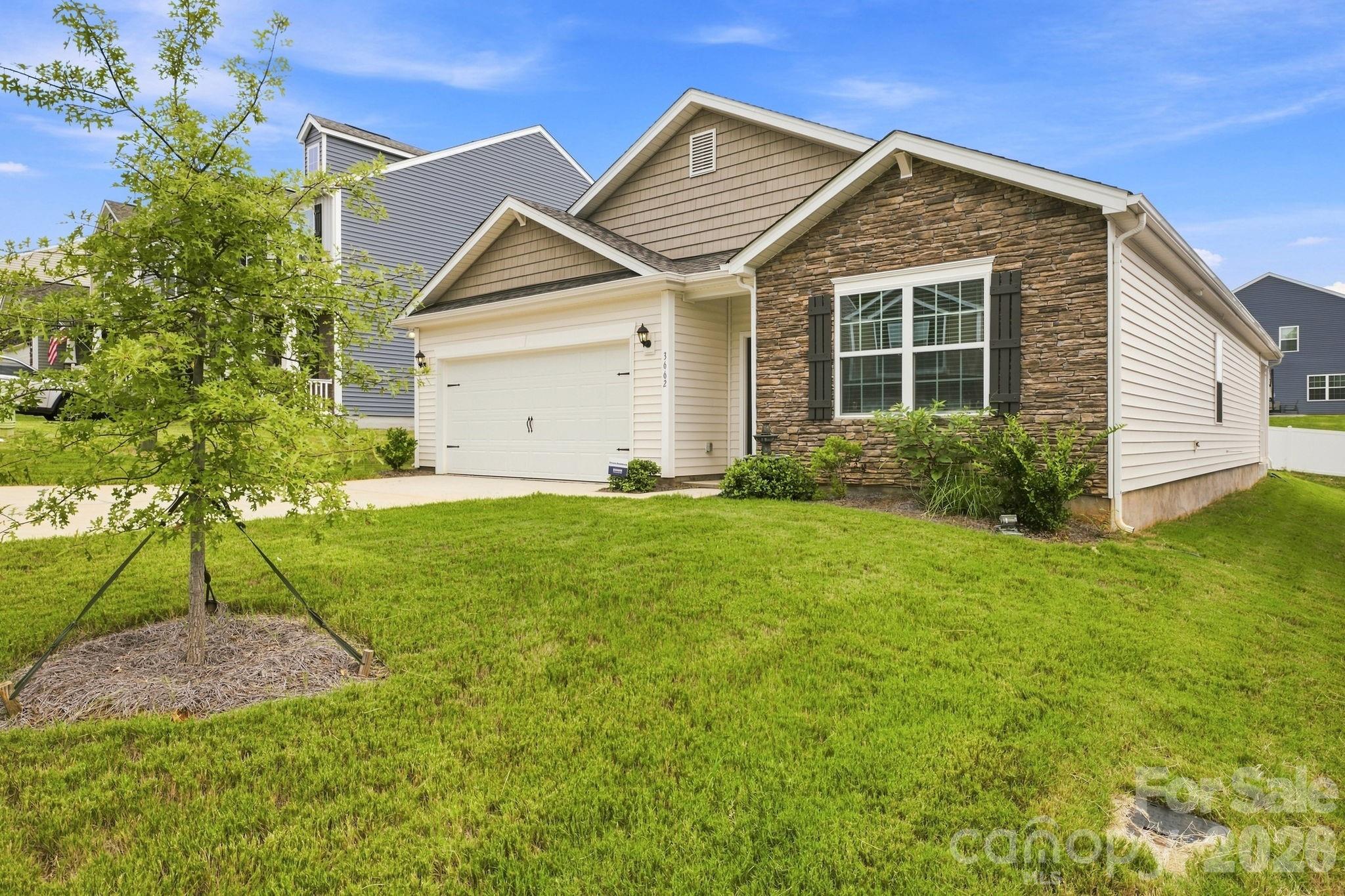 3662 Charles St NW, Conover, NC 28613