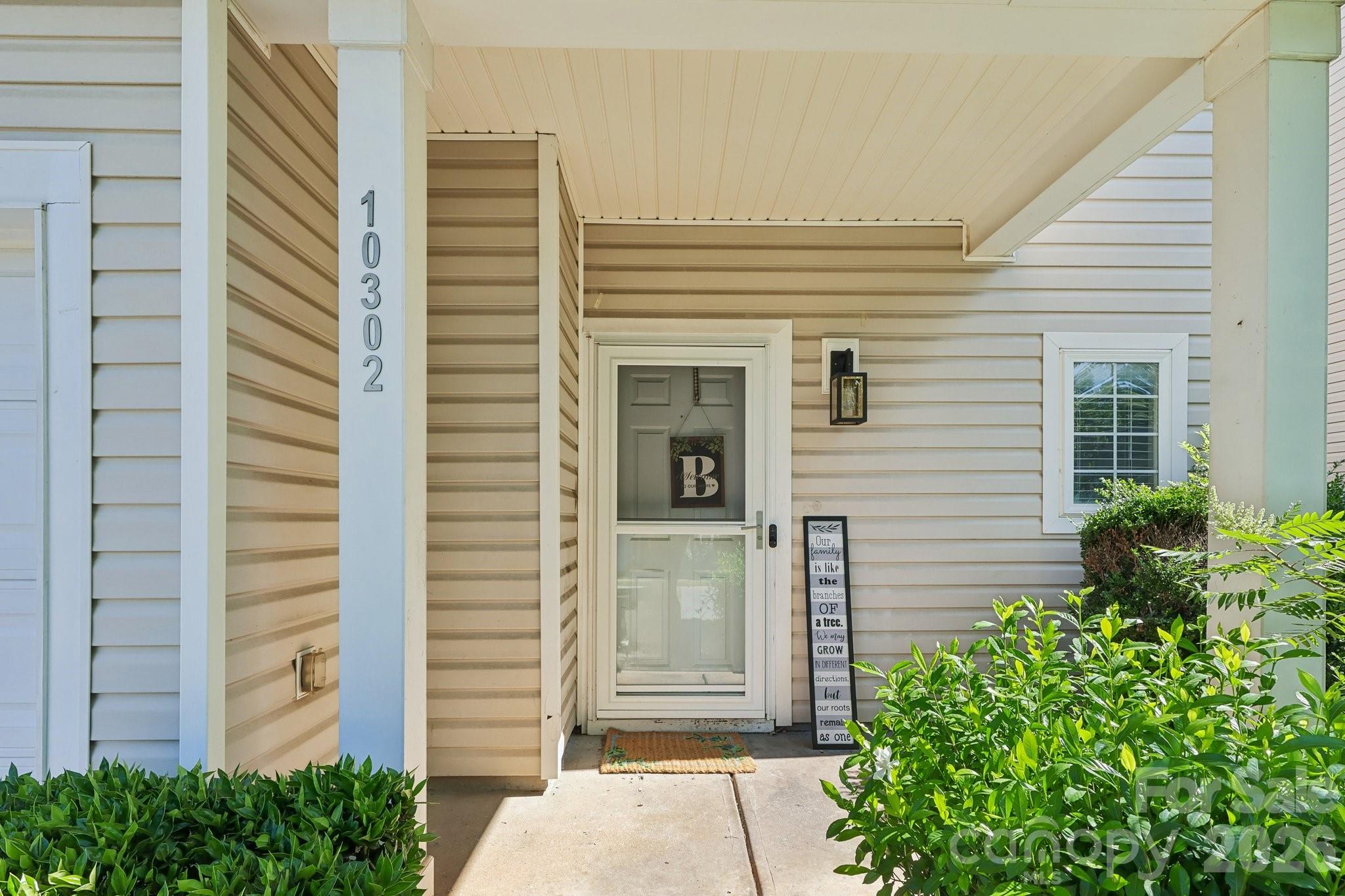 10302 Hugue Way, Charlotte, NC 28214