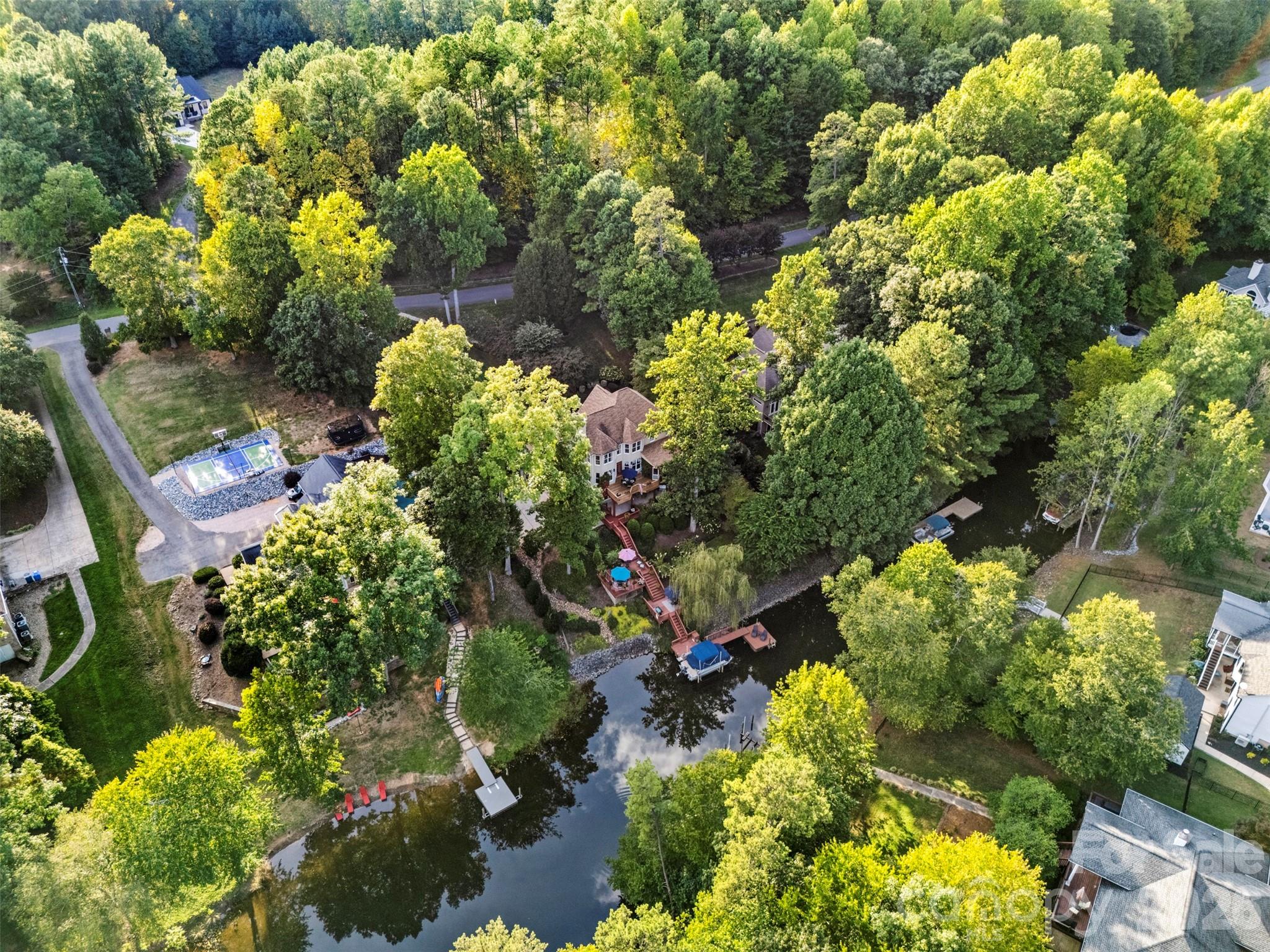 135 Ridgetop Rd, Mooresville, NC 28117
