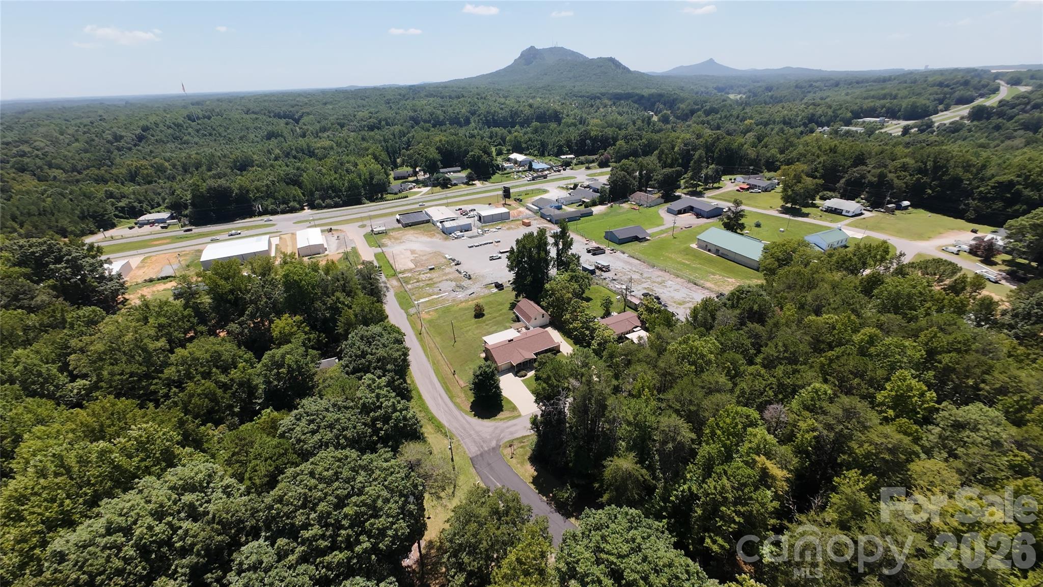 724 Hillcrest Dr, Bessemer City, NC 28016