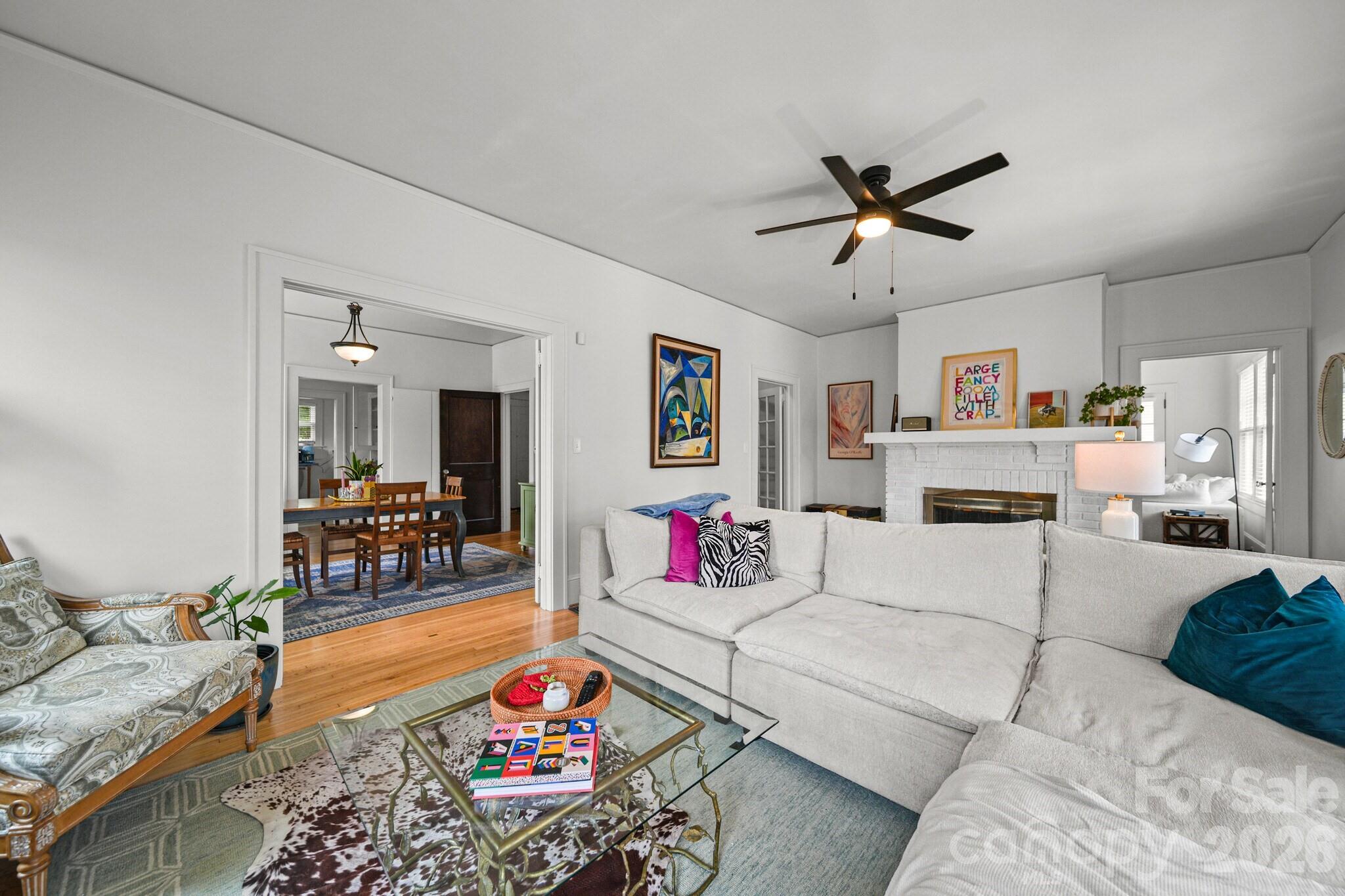 610 Hawthorne Ln, Charlotte, NC 28204