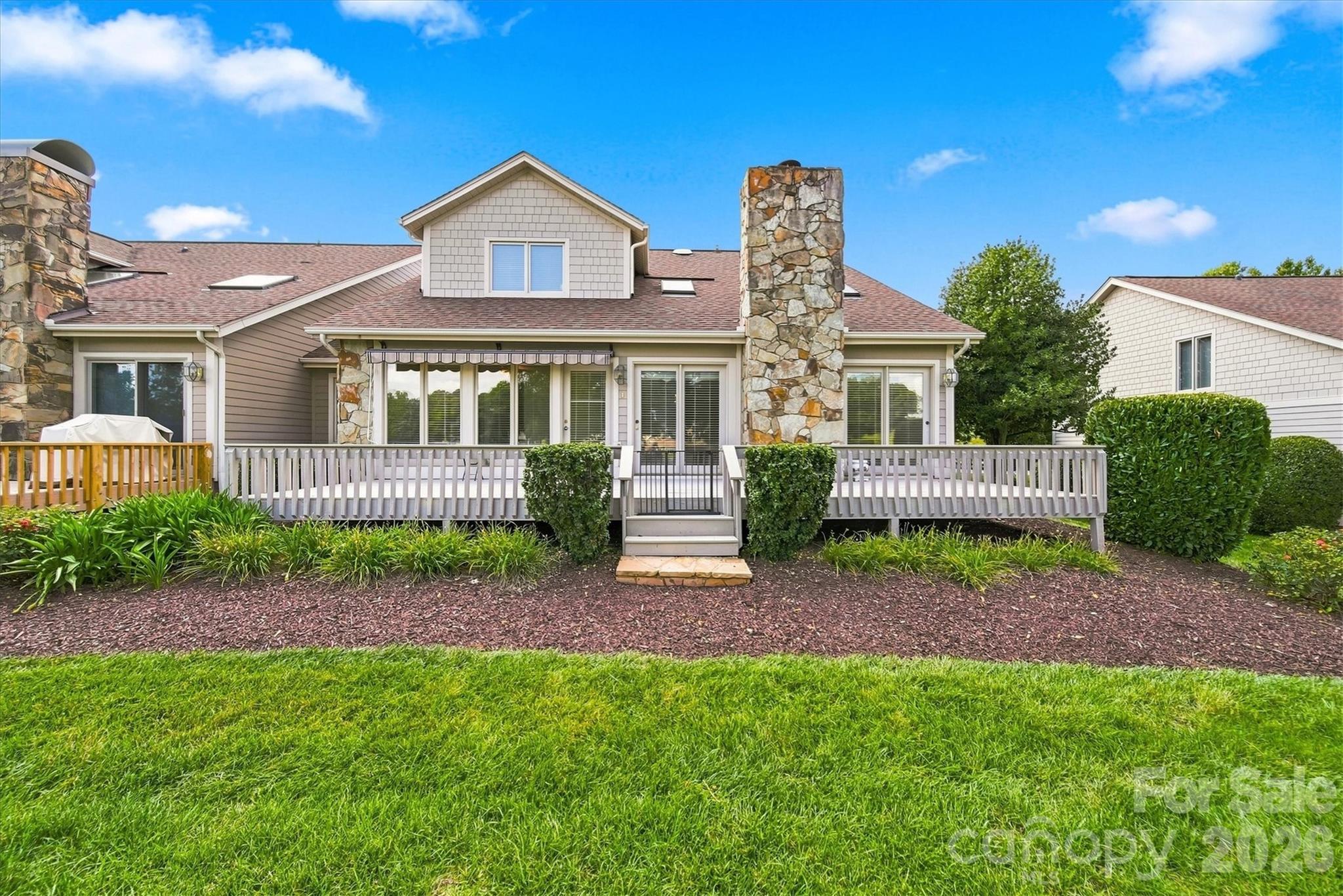 3823 Rock Bridge Dr NE, Conover, NC 28613