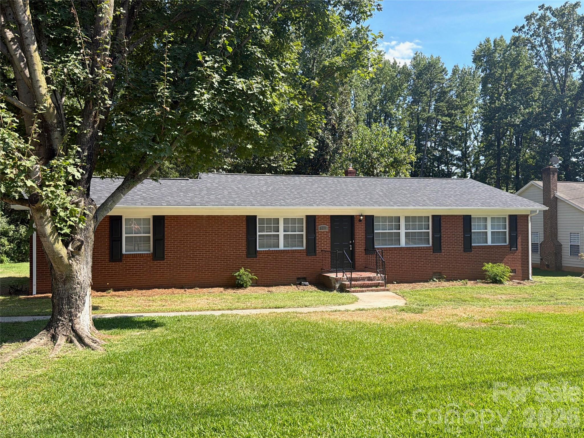 5220 Nevin Rd, Charlotte, NC 28269