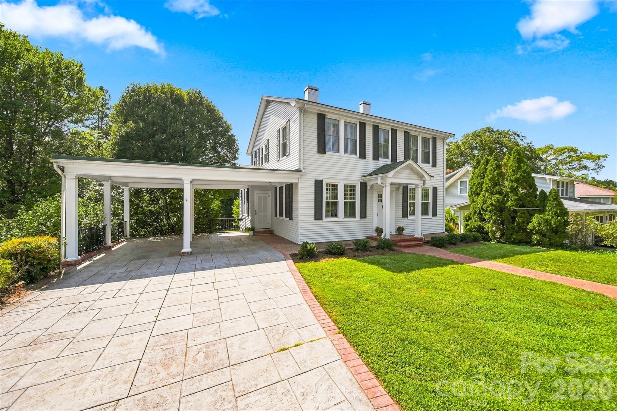 433 N Cedar St, Lincolnton, NC 28092