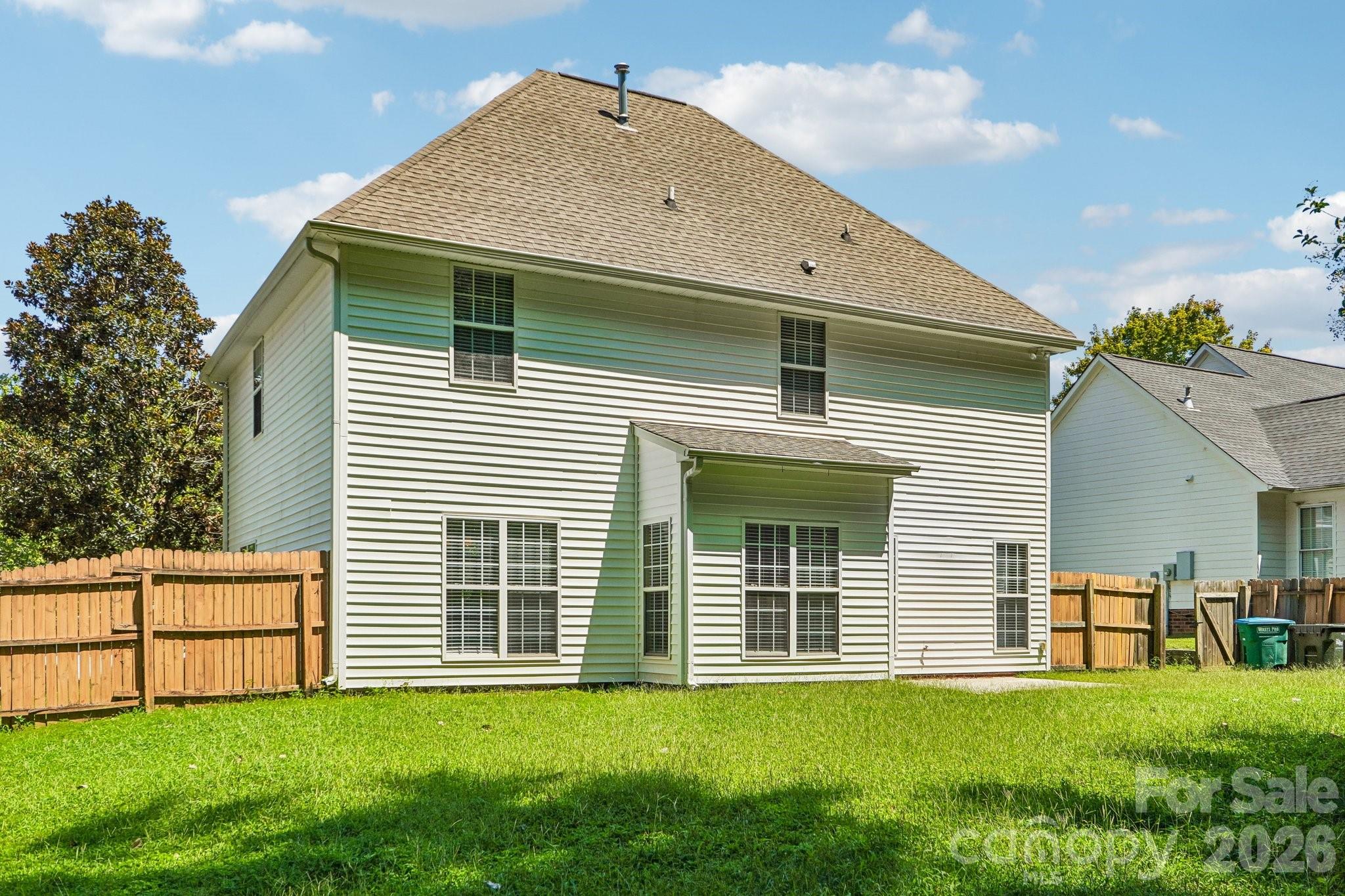 1916 Wilrose Pl, Matthews, NC 28105